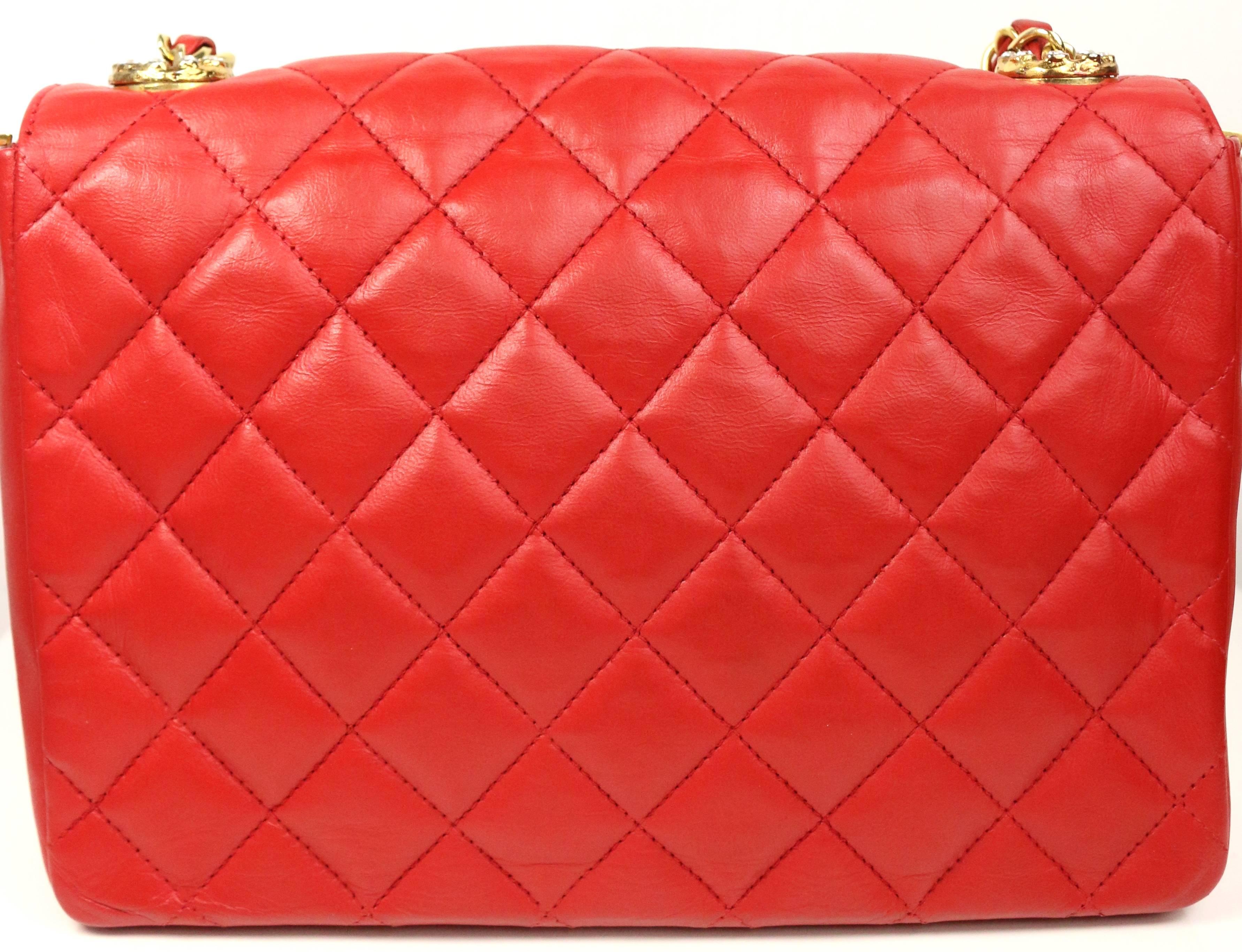 red chanel purse