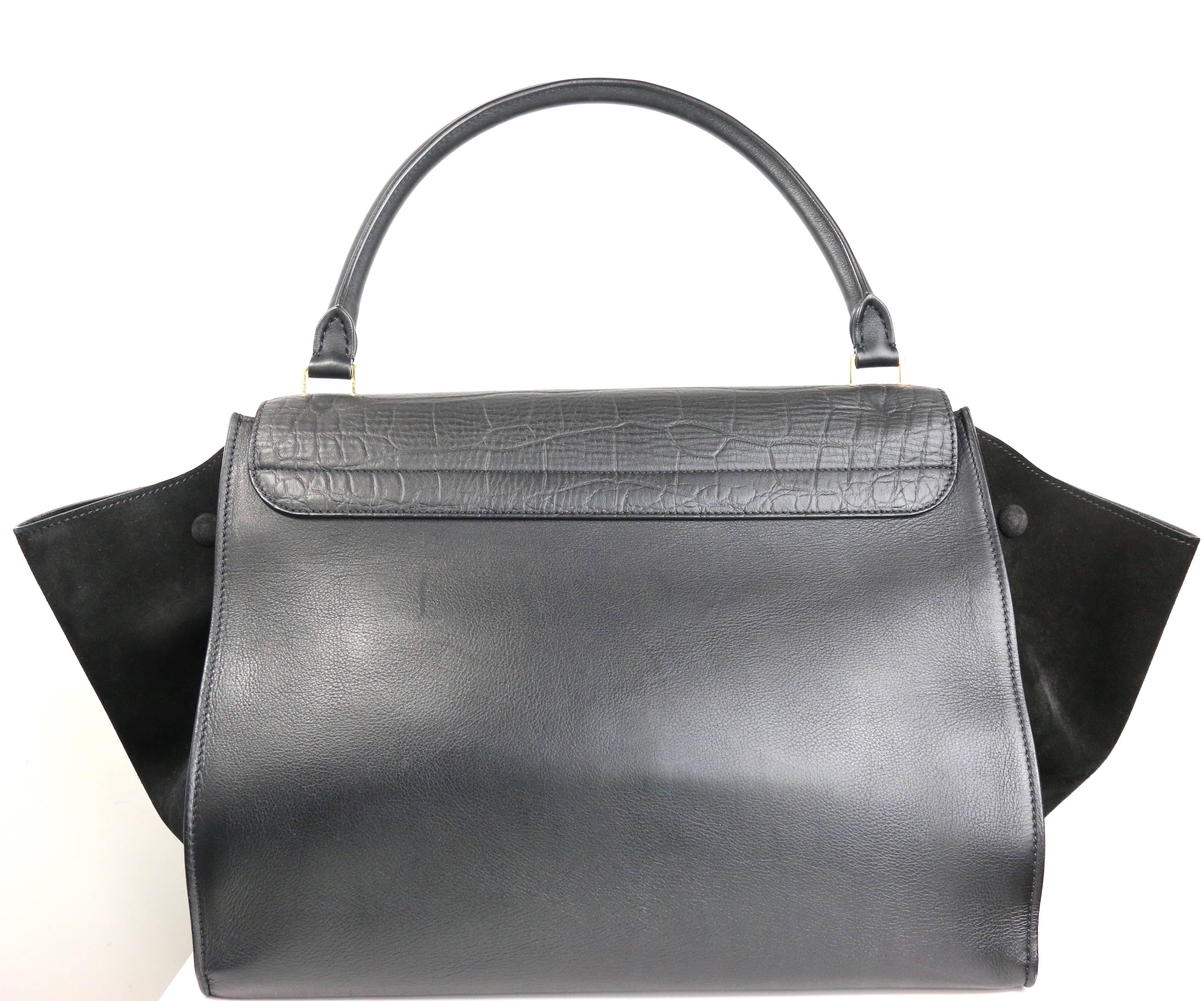 Celine Black Crocodile Stamp Calfskin and Suede Leather Medium Trapeze Handba In Excellent Condition In Sheung Wan, HK
