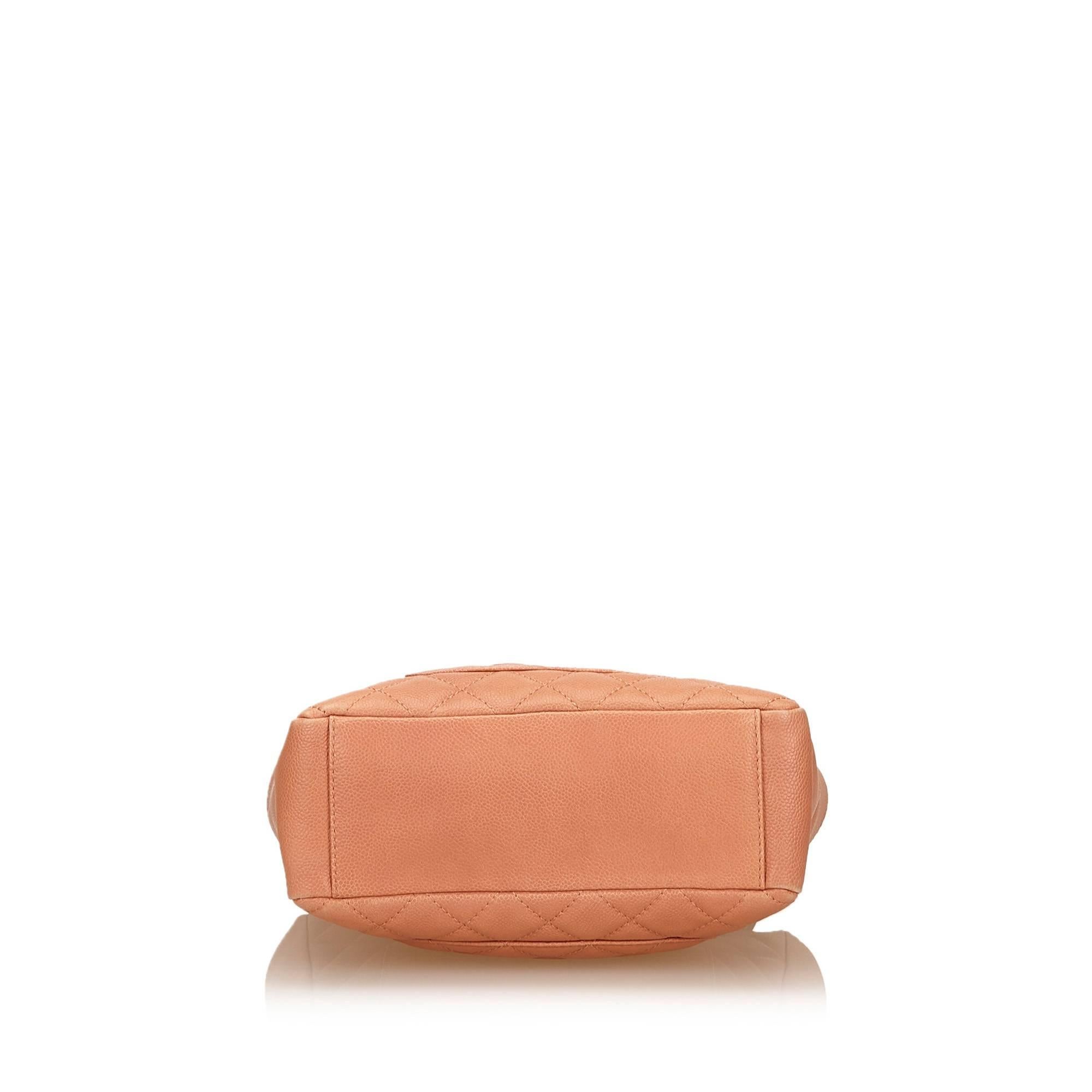 Women's Chanel Pink Caviar Grand Shopping Shoulder Tote Bag