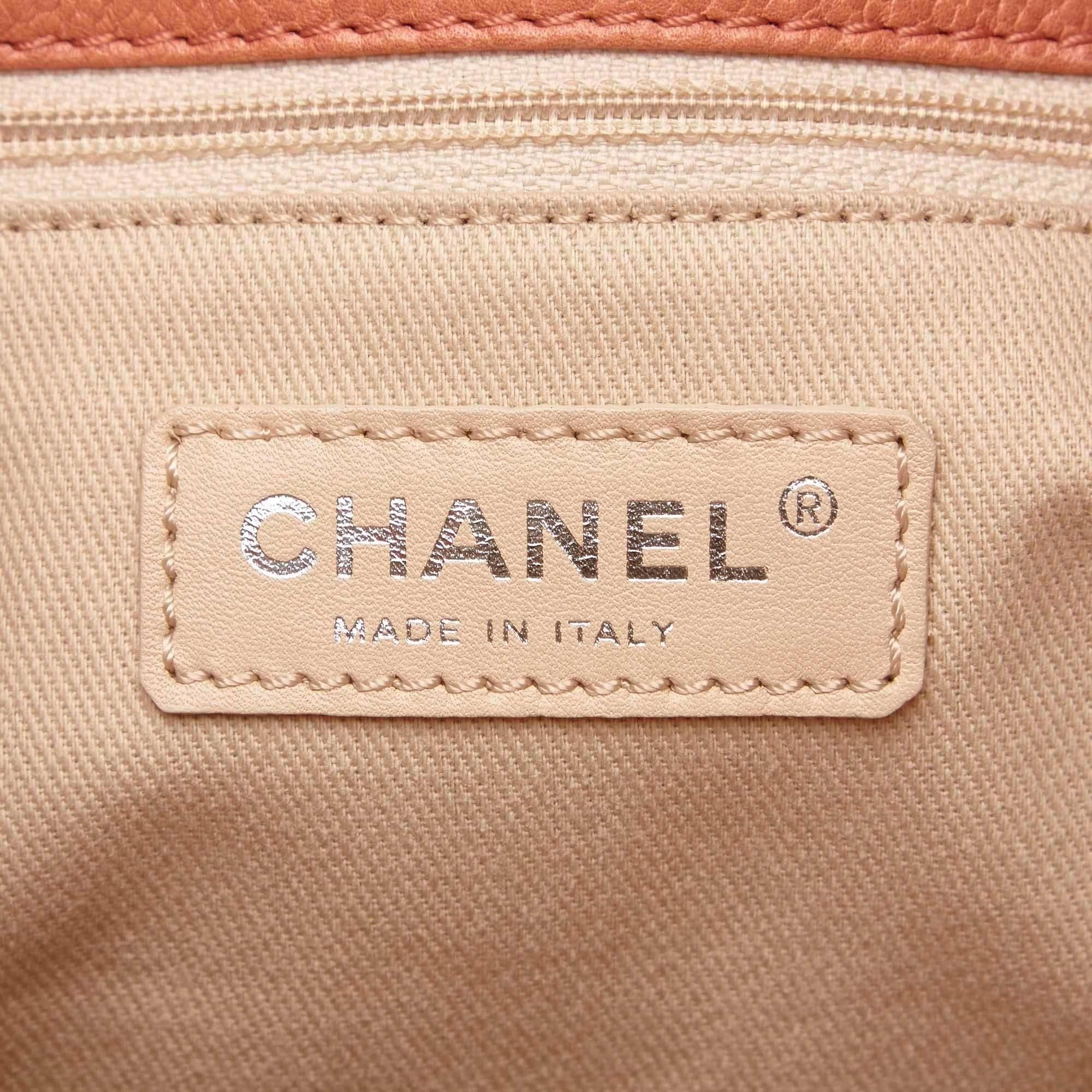 Chanel Pink Caviar Grand Shopping Shoulder Tote Bag 2
