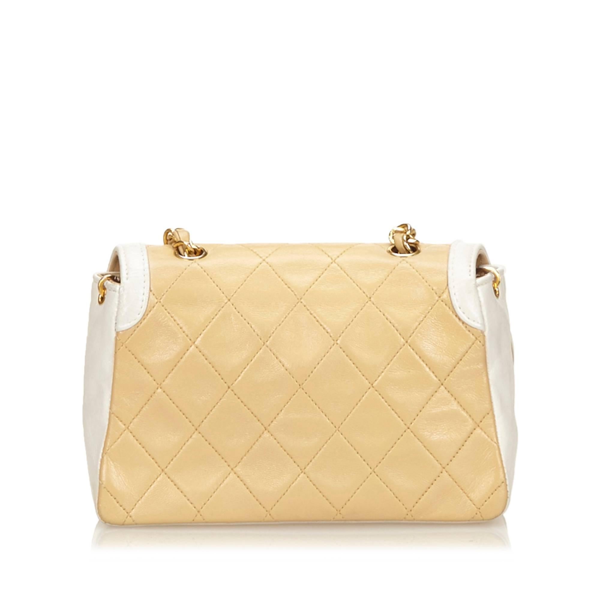 Chanel Beige Quilted Lambskin Leather White Trim Flap Bag  In Excellent Condition In Sheung Wan, HK