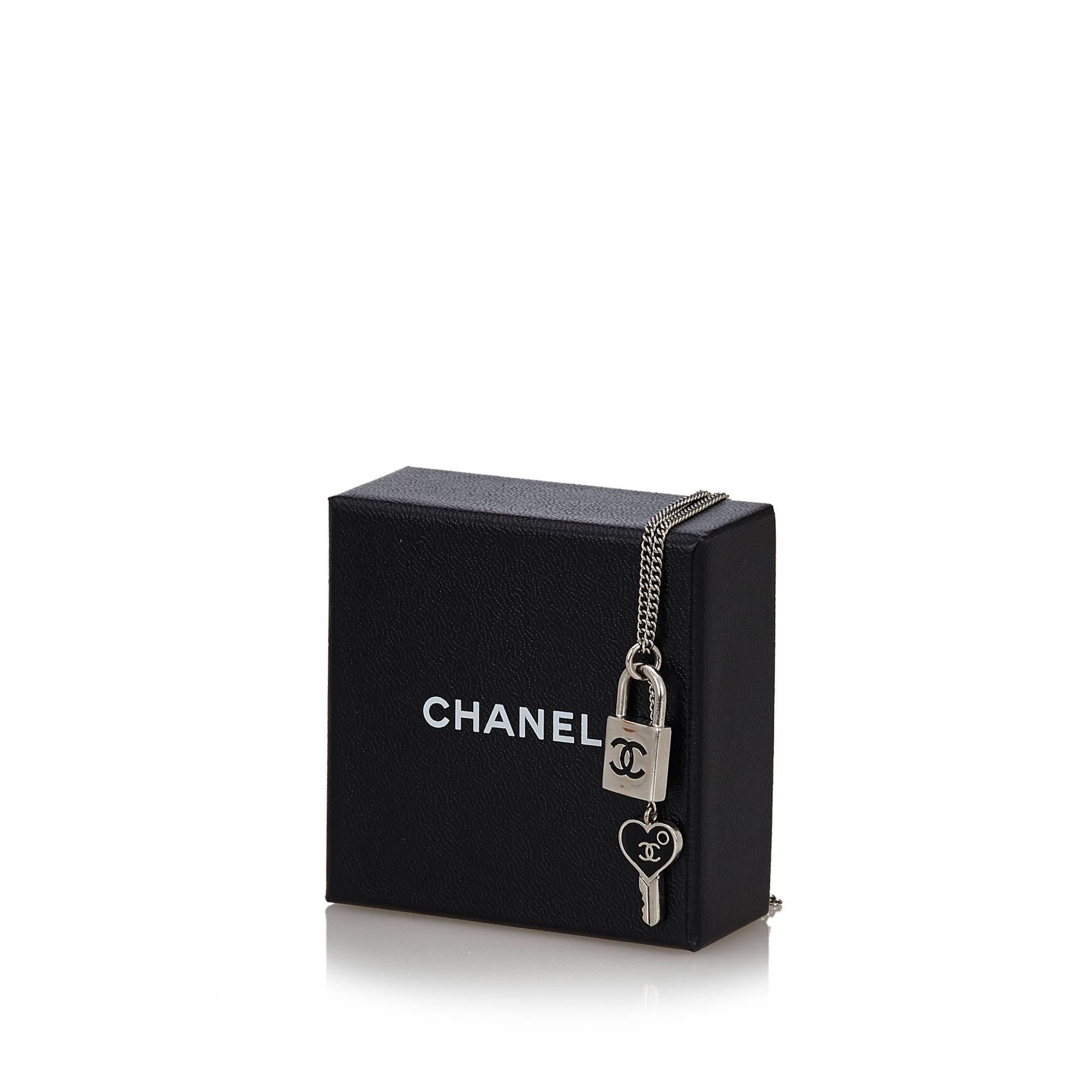 chanel lock necklace