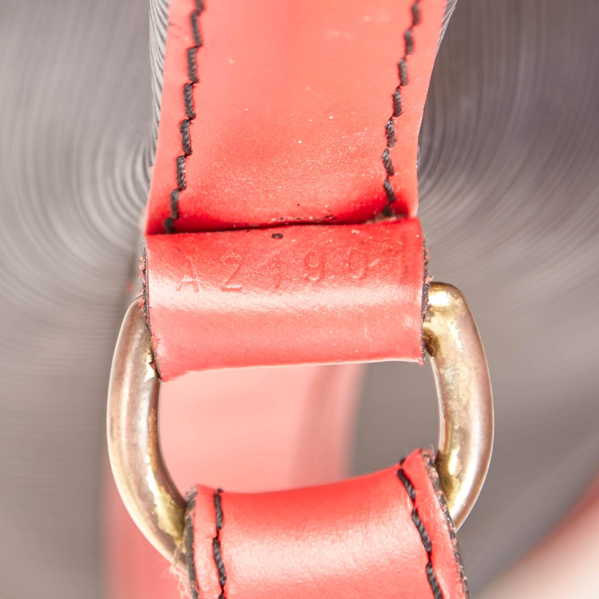 Louis Vuitton Black and Red Epi Noe Bi colour Bucket Shoulder Bag 1
