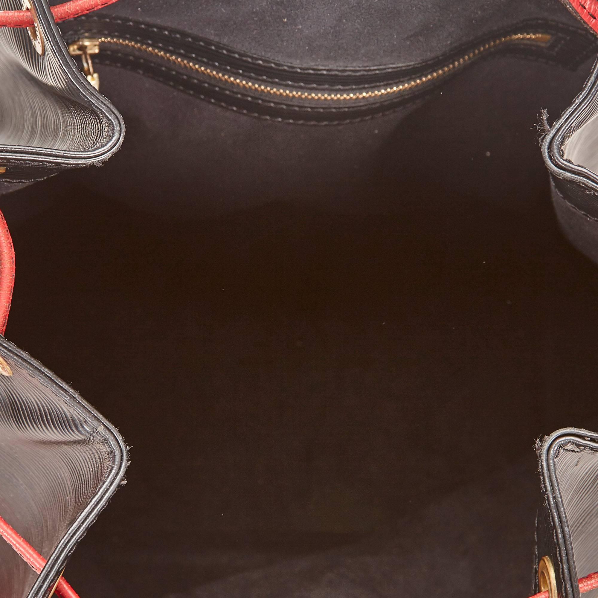Louis Vuitton Black and Red Epi Noe Bi colour Bucket Shoulder Bag 2
