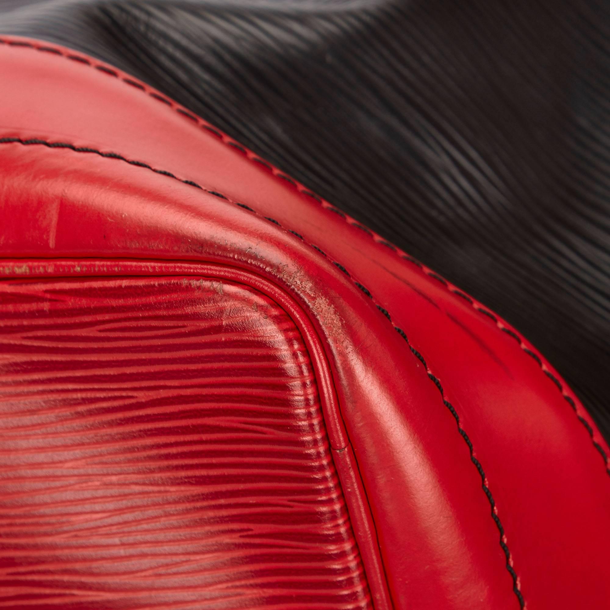 Louis Vuitton Black and Red Epi Noe Bi colour Bucket Shoulder Bag 5