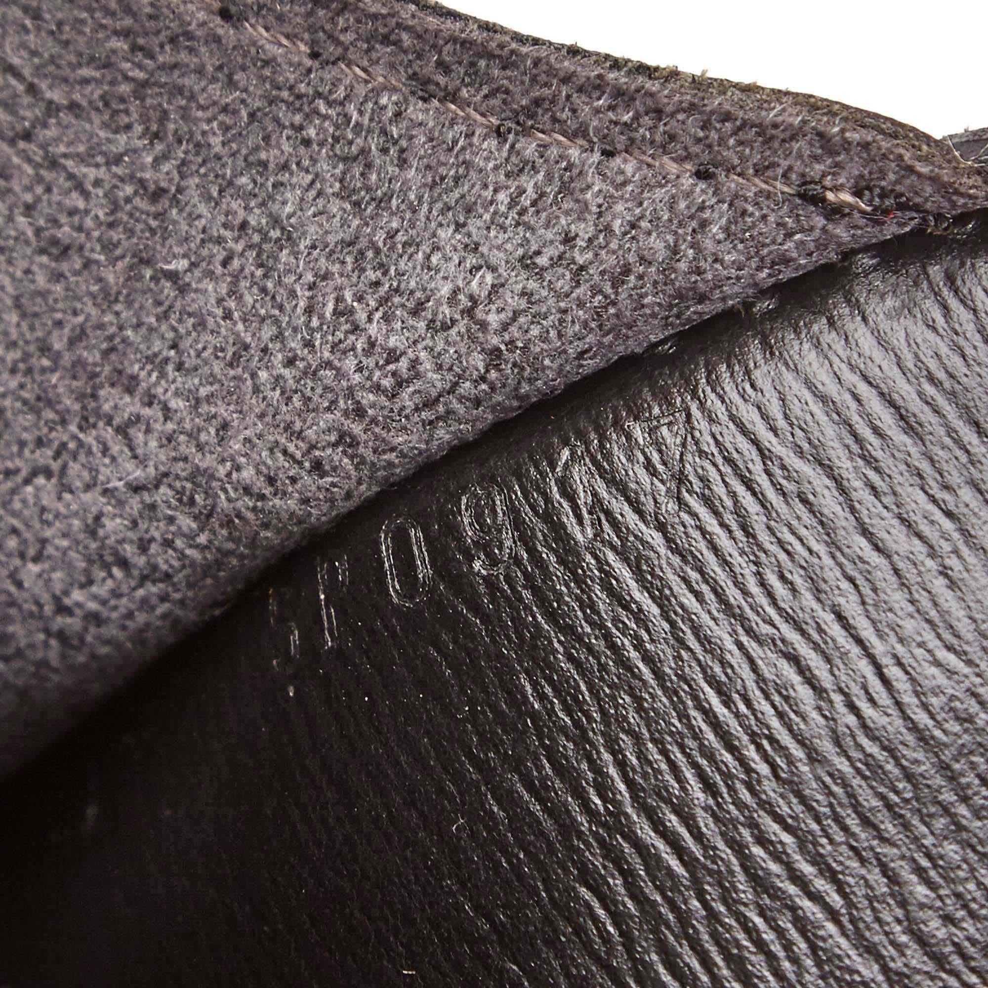 Louis Vuitton Black Epi Leather Cluny Bucket Shoulder Bag 1