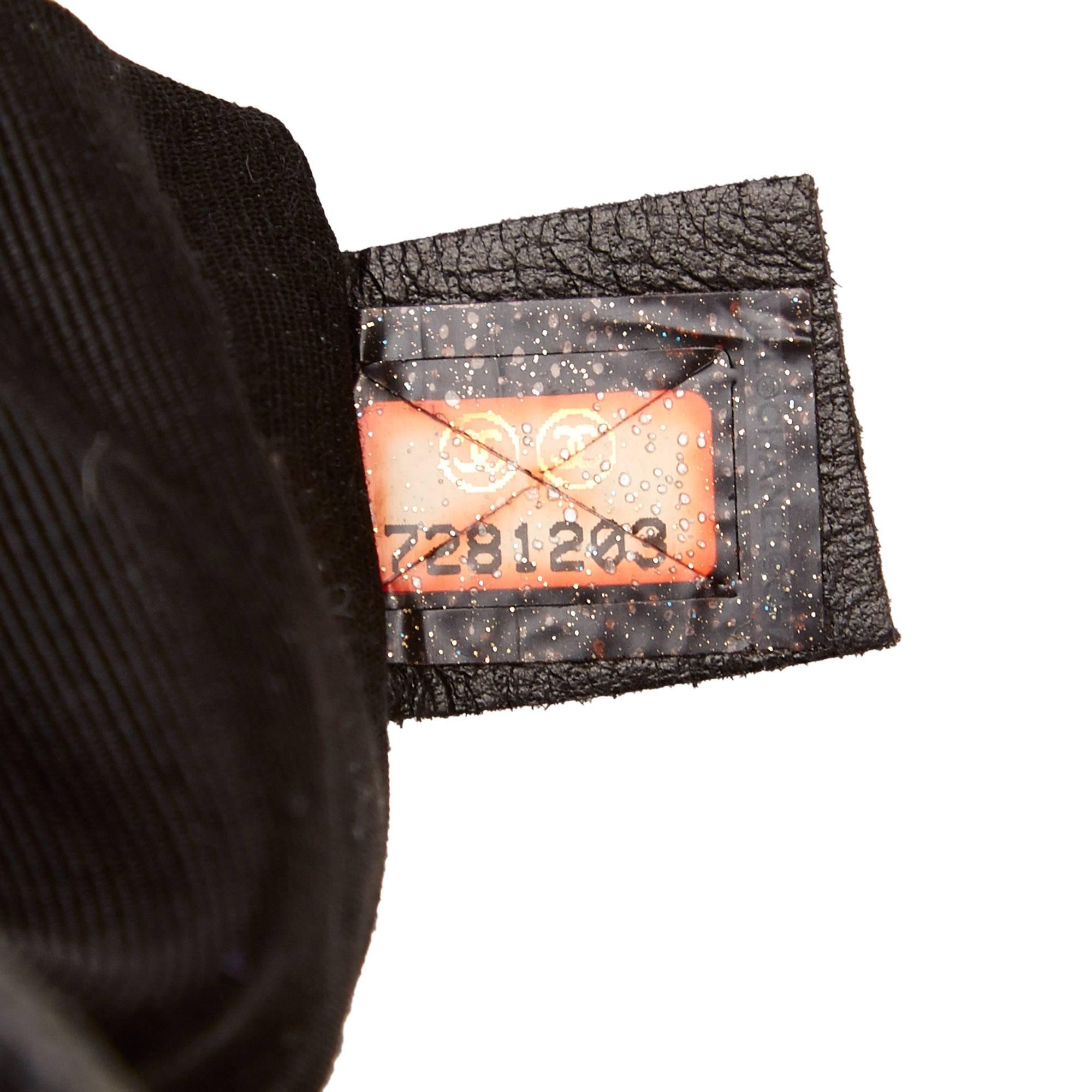 Chanel Black Leather Choco Bar Bucket Shoulder Bag 4