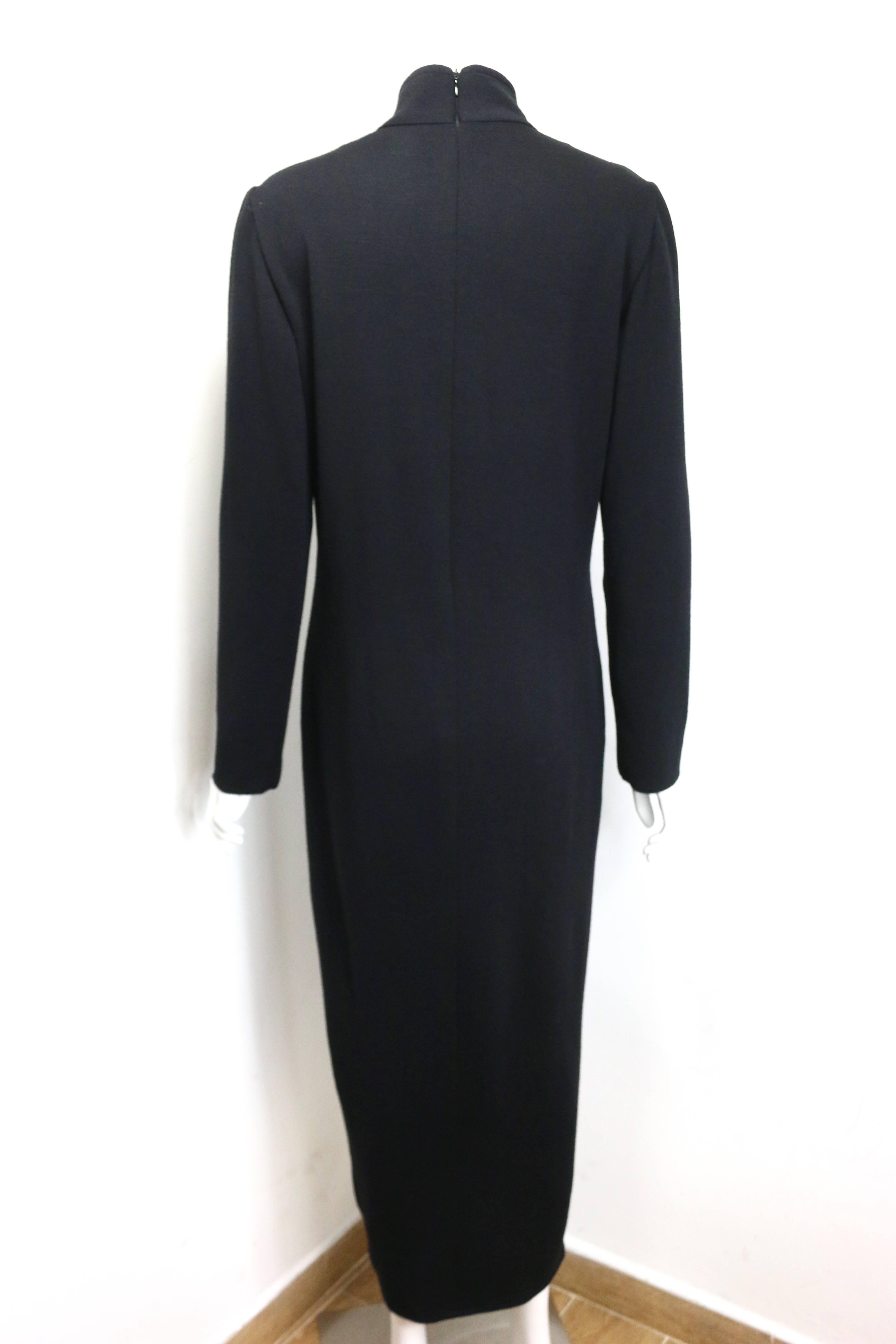 90er Celine Schwarzes Wollkleid mit V-Ausschnitt Langes Kleid  Damen im Angebot