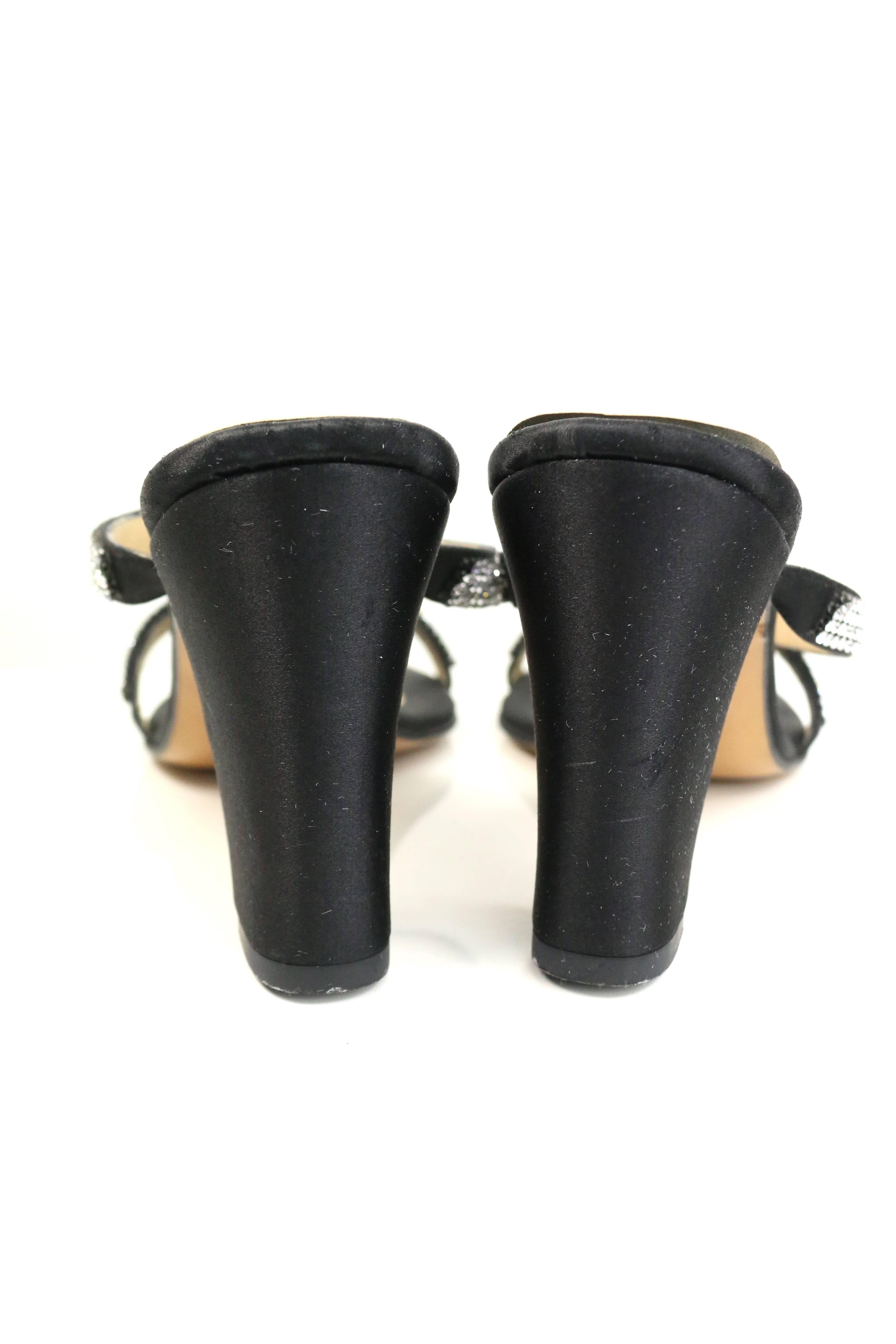 Noir Sandales à talonsLERRE noires avec brides et strass argentés à bout ouvert  en vente
