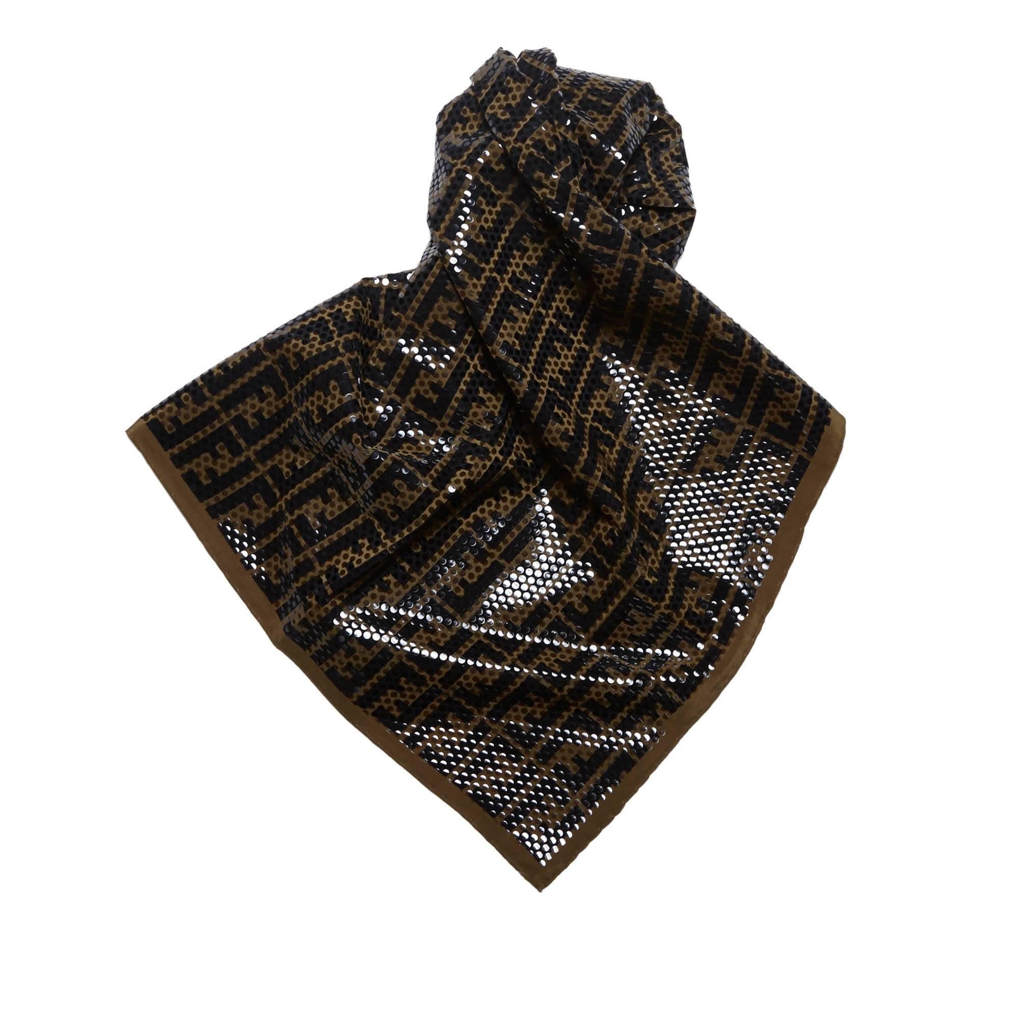 - Fendi polka dotted zucca pattern silk scarf. 

- Made in Italy. 

- Size:  86cm x 86cm. 

- 100% Silk. 




