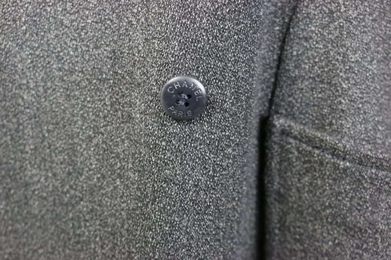 Vintage Fall 1997 Chanel Grey Wool Double Breasted Jacket For Sale 2