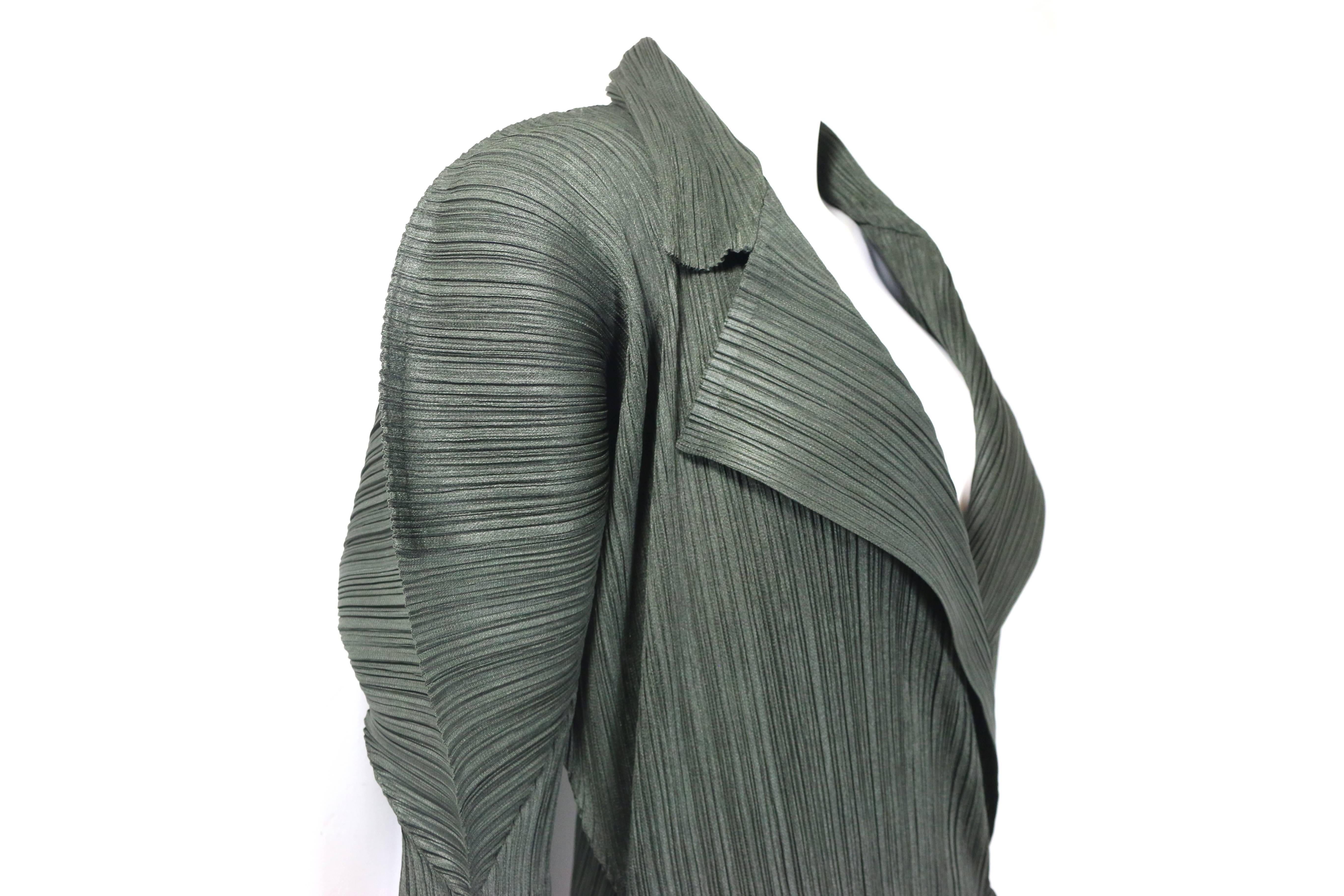 Issey Miyake Pleats Please Green Pleated Long Belted Coat   In New Condition In Sheung Wan, HK