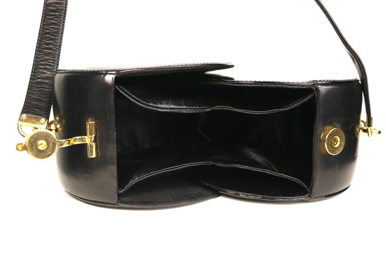 Franco Bellini Black Lambskin/Patent Leather Round Shoulder Bag at ...