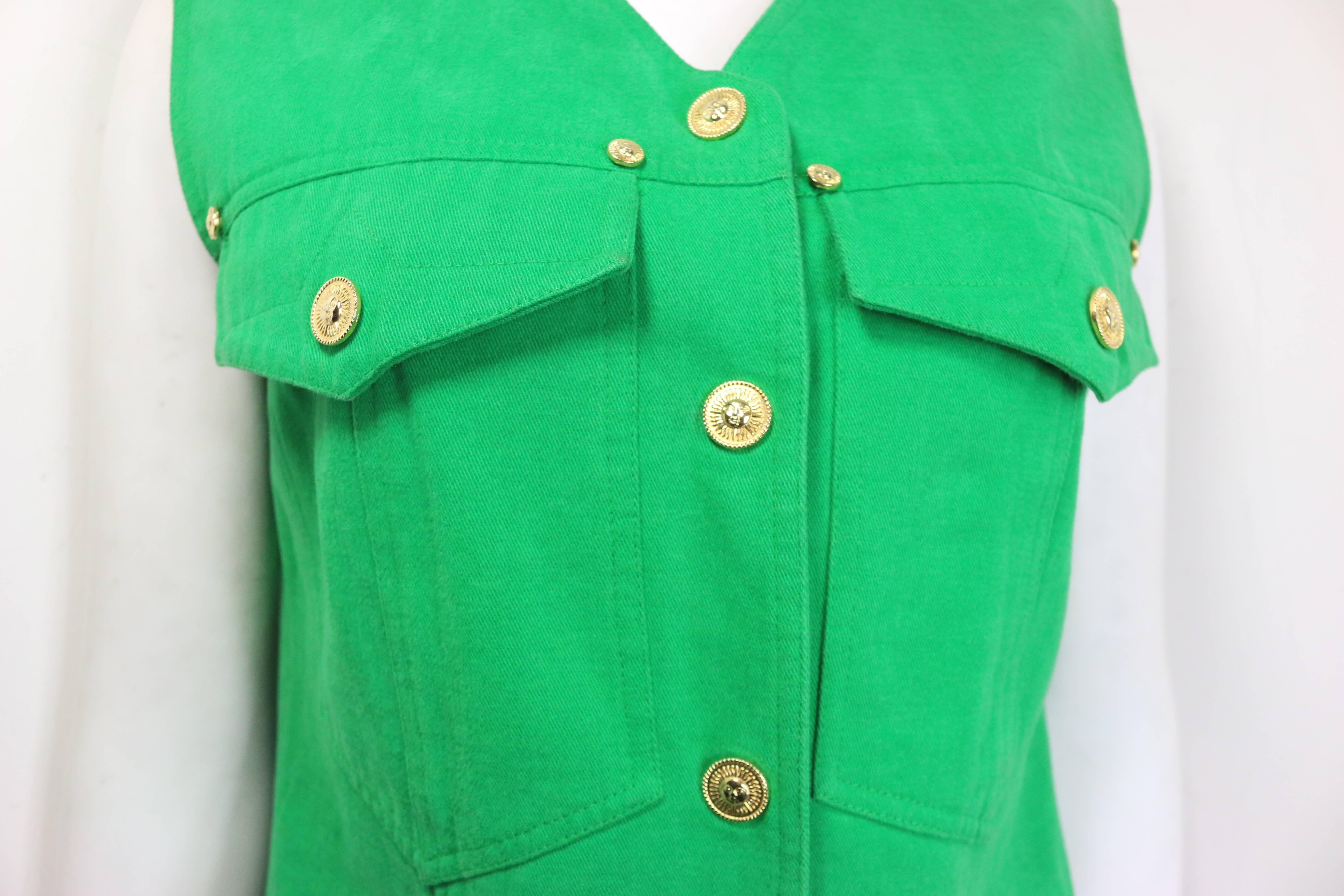 Gianni Versace Jeans Couture Grüne kragenlose Weste aus Baumwolle für Damen oder Herren im Angebot