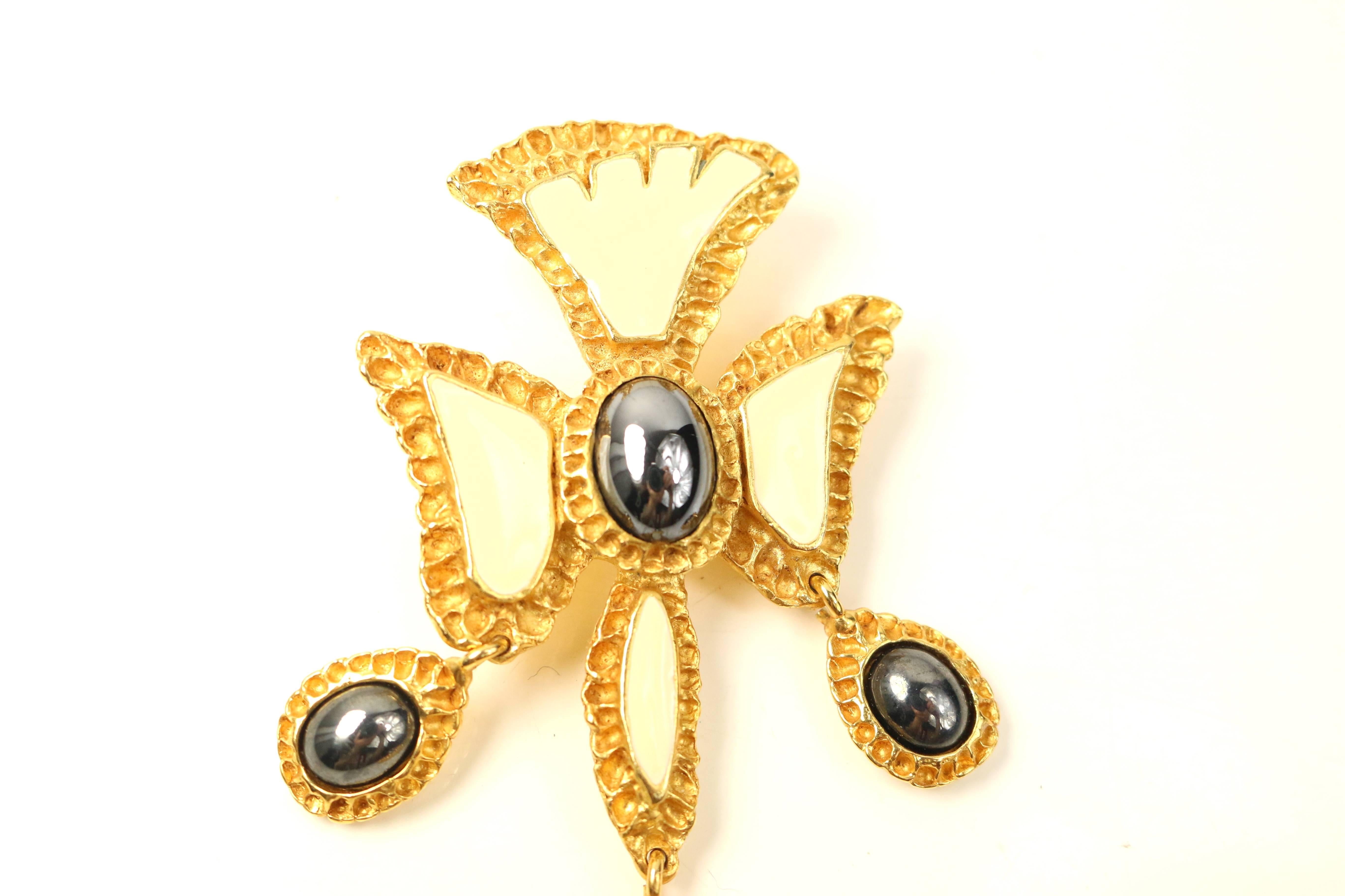 Christian Lacroix Black and White Cross Gold Toned Setting Brooch  In Excellent Condition For Sale In Sheung Wan, HK