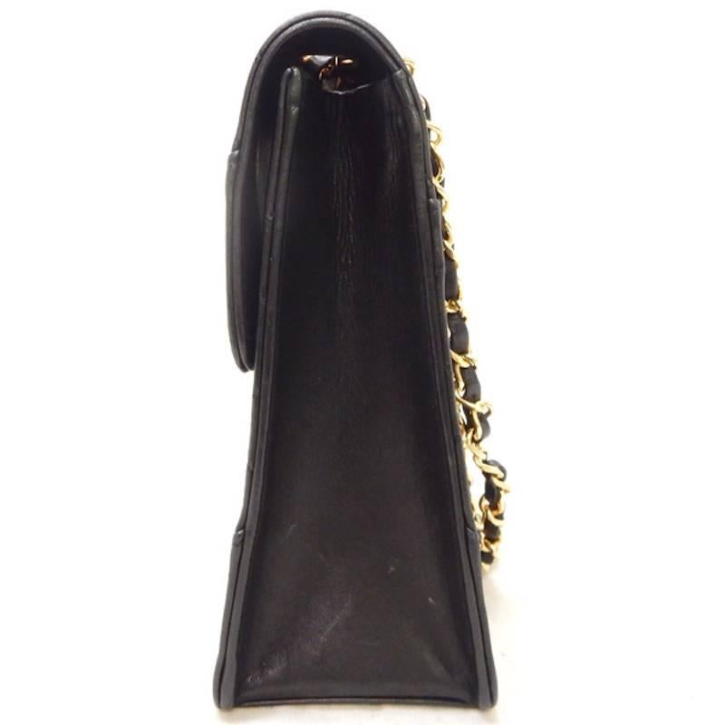 Women's Chanel Black Quilted Matelasse Lamb Leather Flap Chain Shoulder bag 