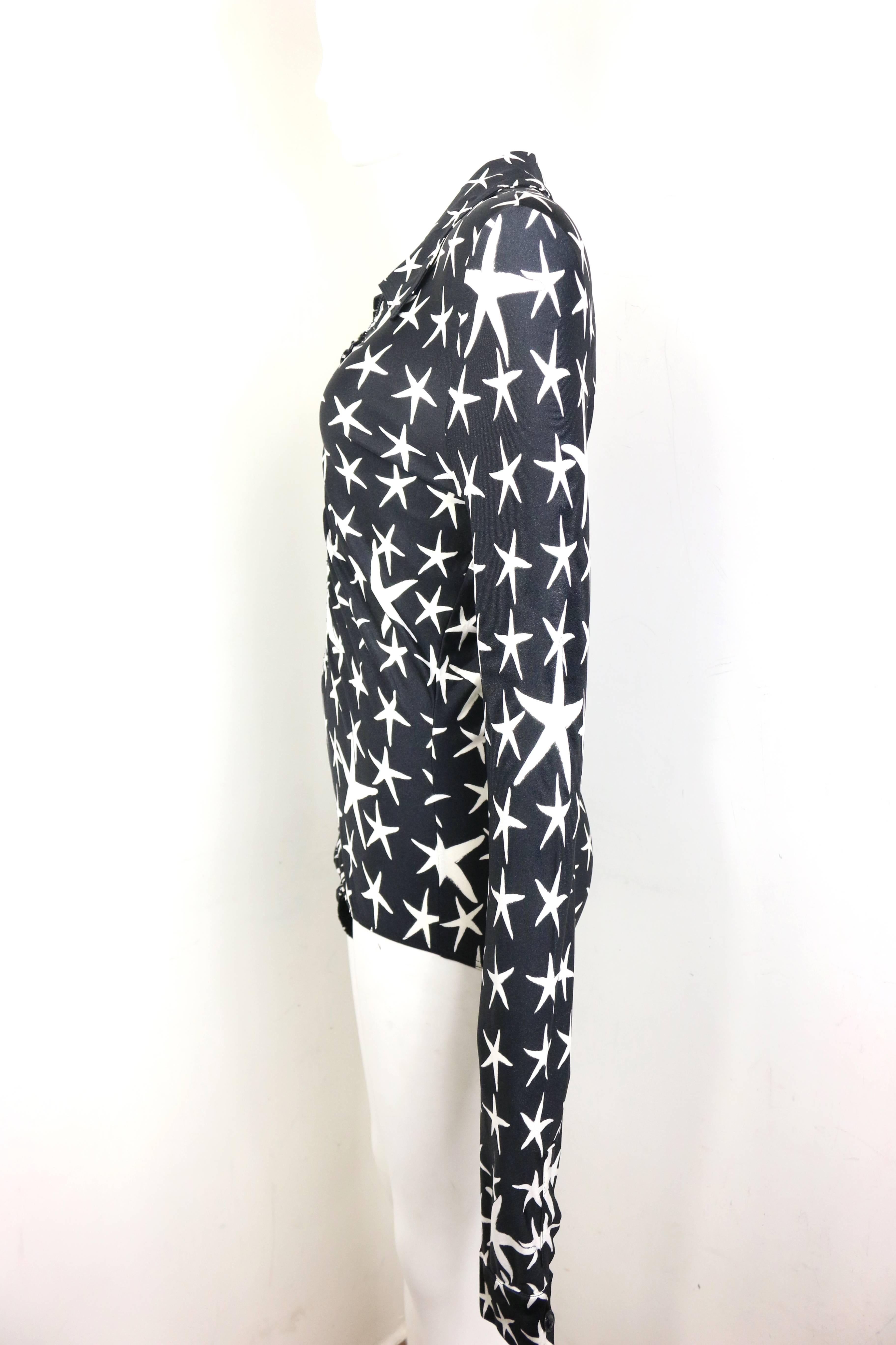 Gianni Versace Couture Schwarzes langärmeliges Bodysuit-Top mit weißen Sternen im Angebot 1