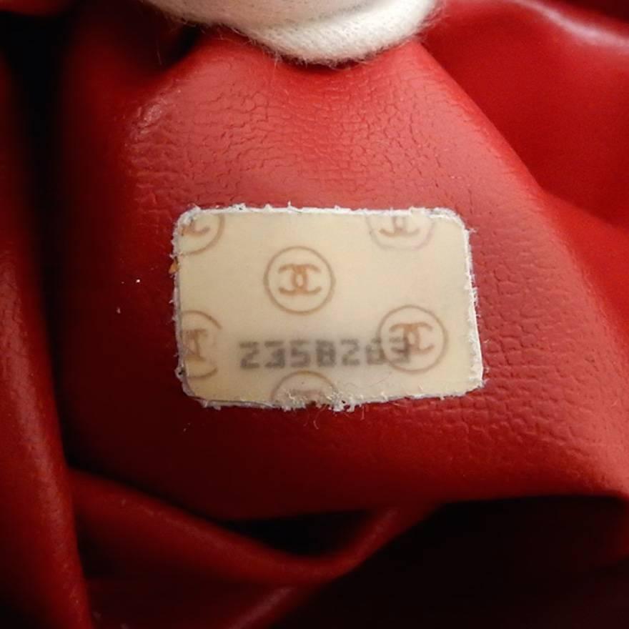 Chanel Red Caviar Chevron Shoulder Tote Bag  4
