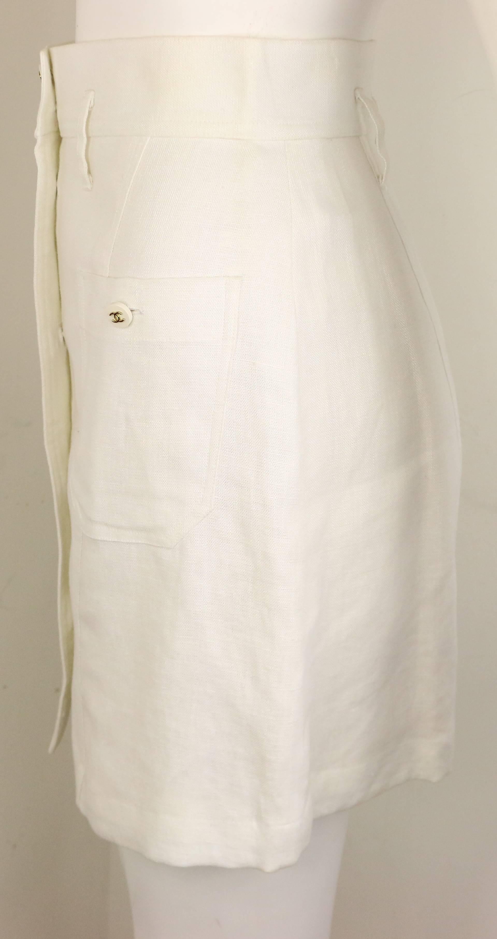 Women's Chanel Classic White Linen Skirt 