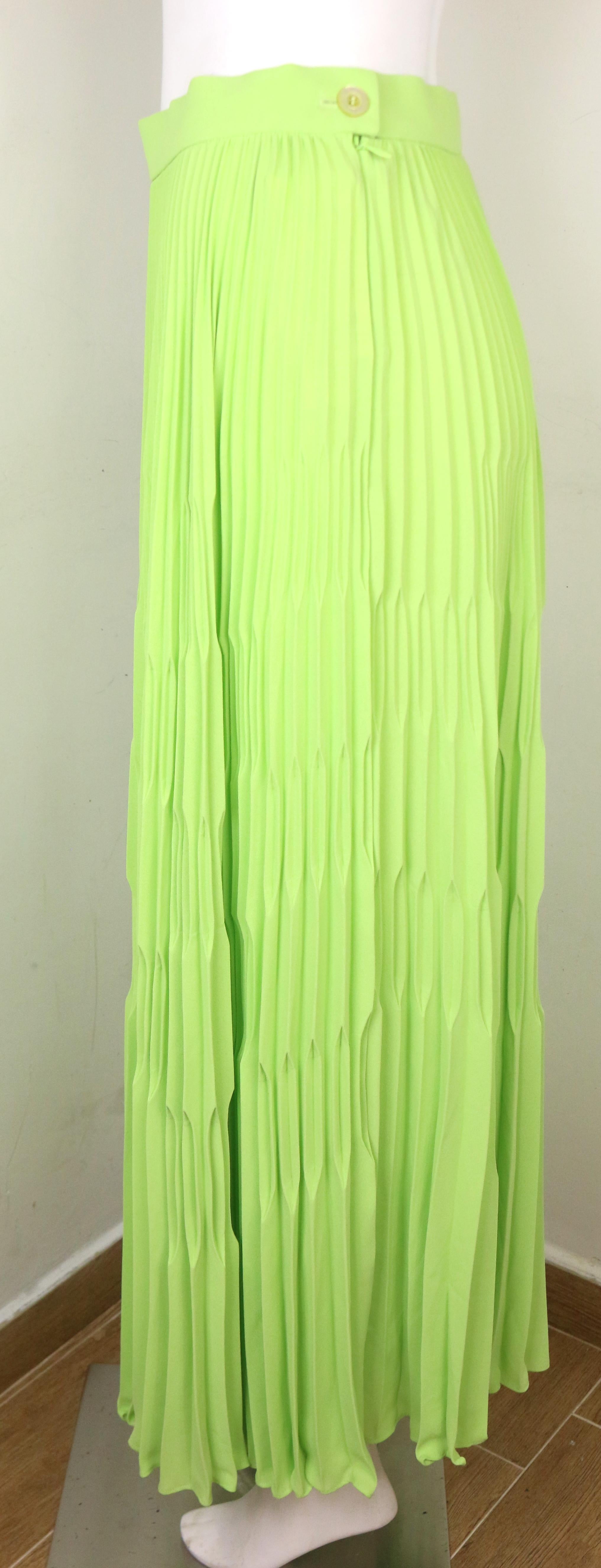 Escada Green Polyester Pleated Long Skirt  In New Condition For Sale In Sheung Wan, HK