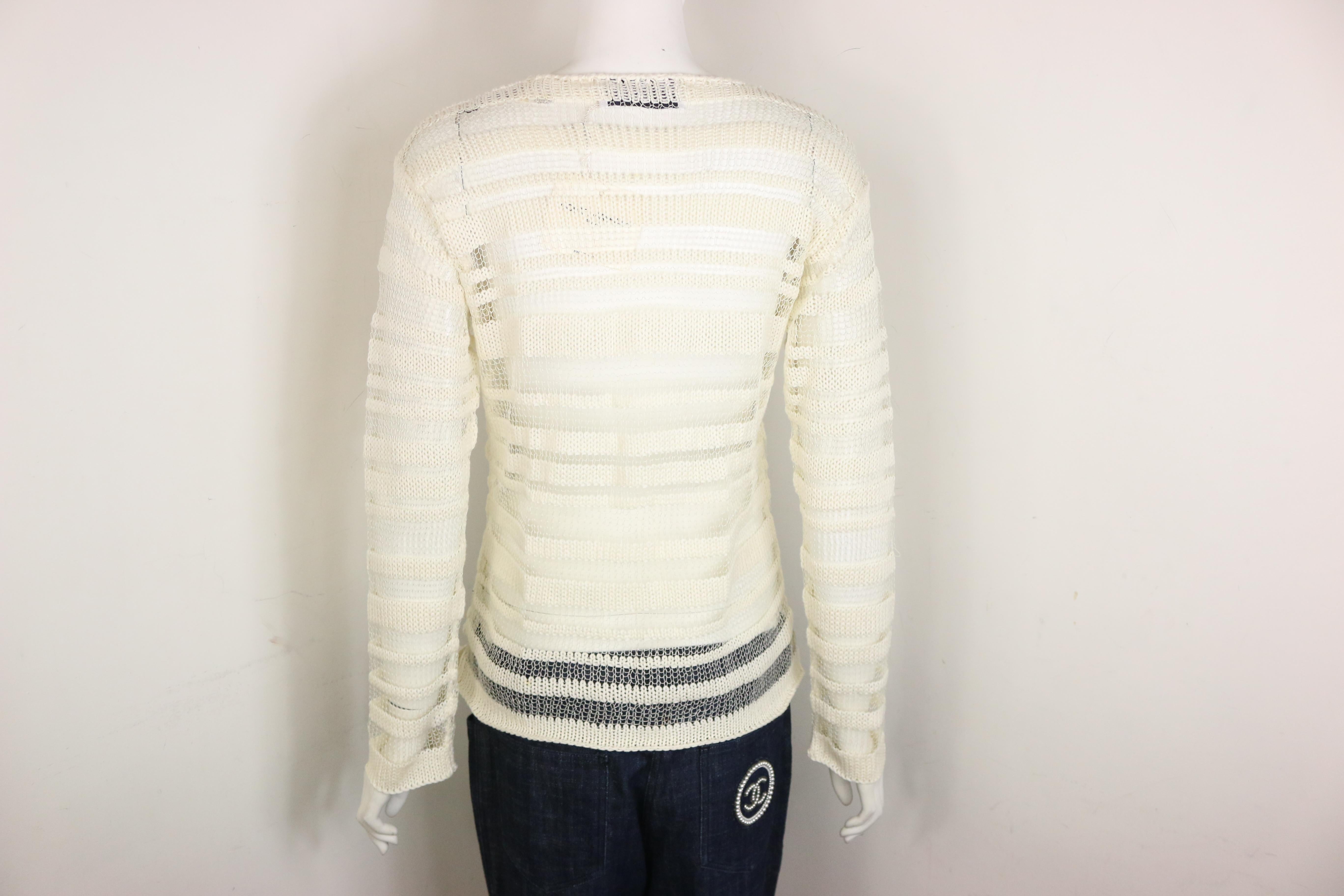 Dolce and Gabbana White Cotton and Silk Knitted Mesh Long Sleeves Sweater Top  In New Condition For Sale In Sheung Wan, HK