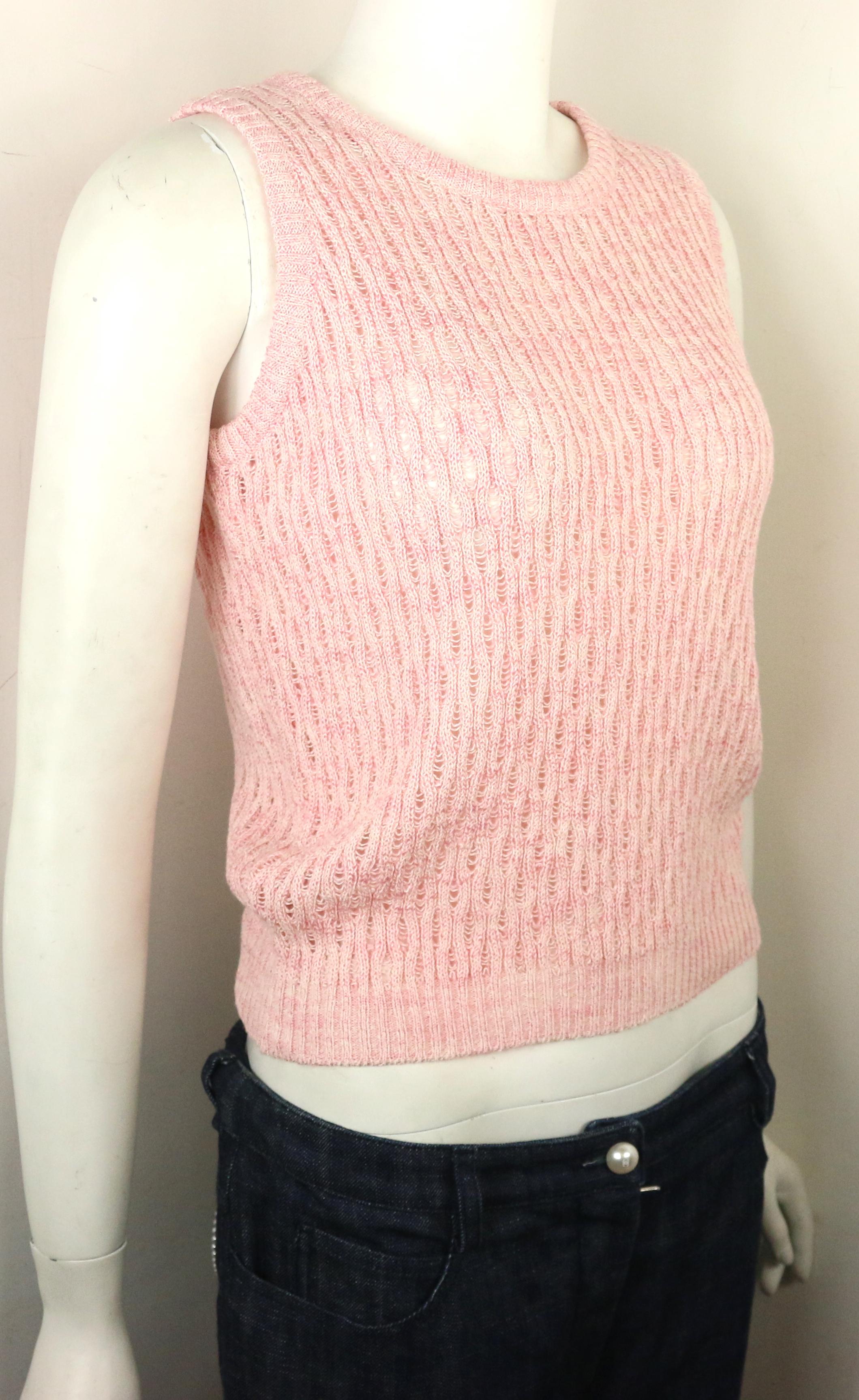 - Vintage 90s Gianni Versace Sport pink cotton knitted sleeveless pullover top. 

- Size 42. 

- 55% Cotton, 45 % Arcylic. 

- Unworn attached with original tag. 
