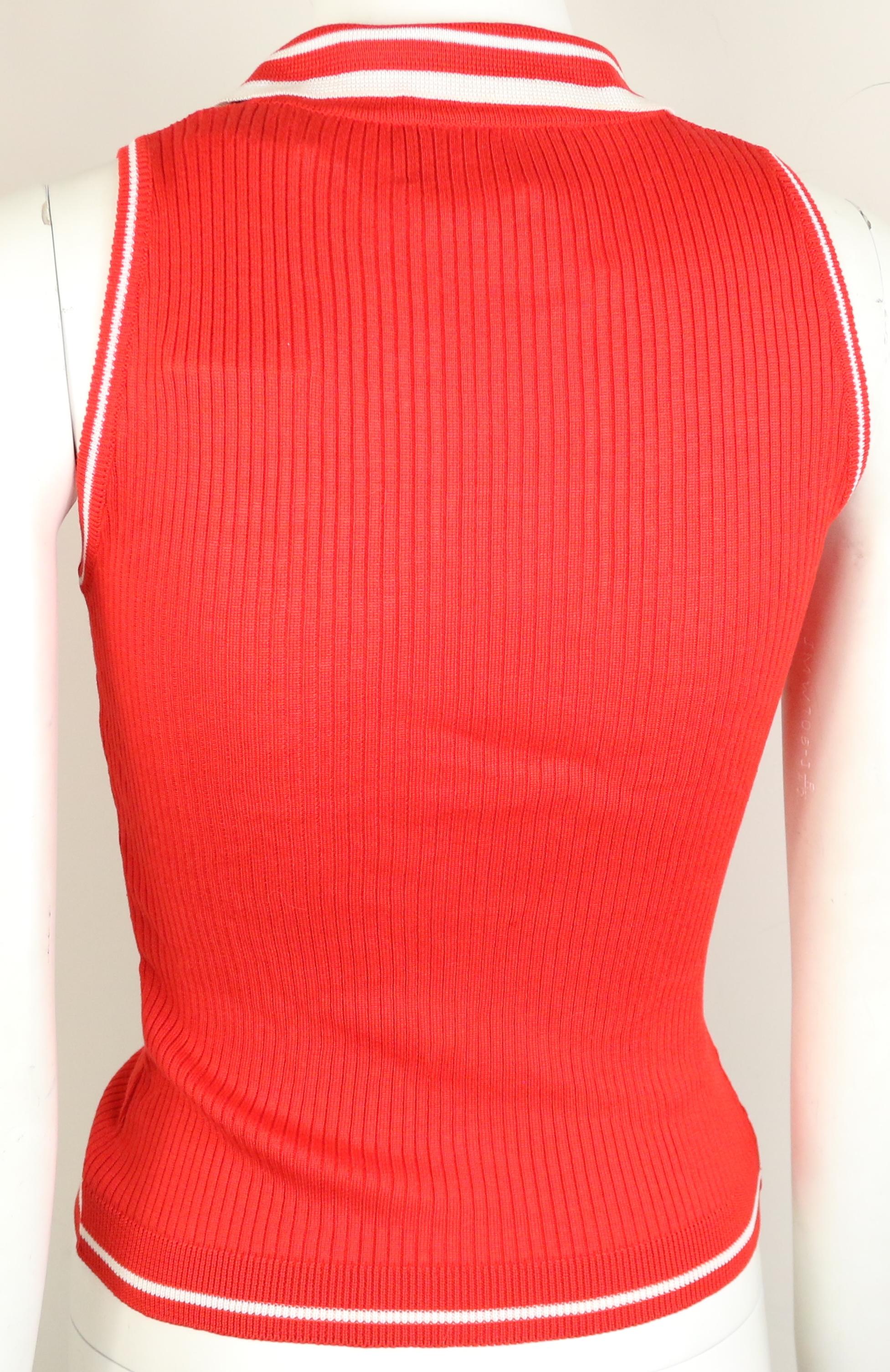 Gianni Versace Couture Red and White Knitted Sleeveless Top and Cardigan Twinset For Sale 4