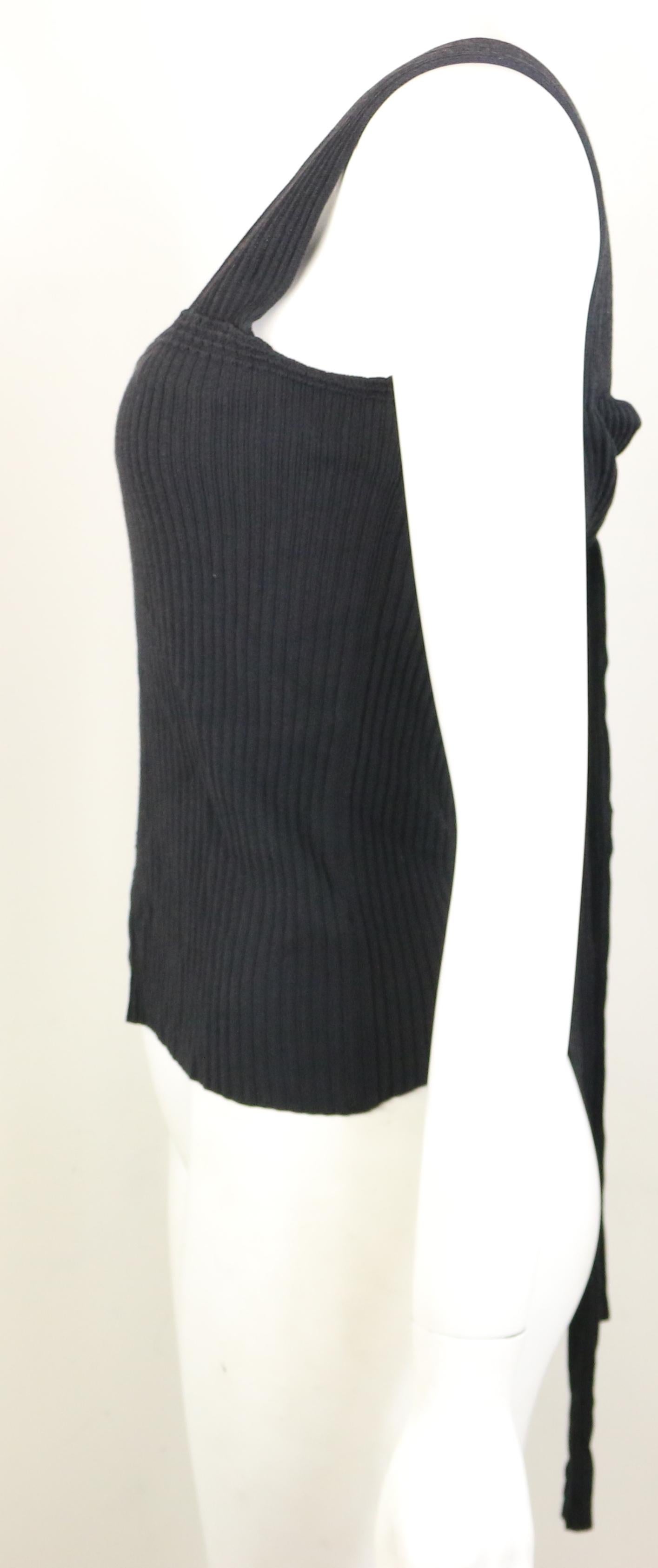 Chanel Black Knitted Cotton and Rayon Sleeveless Top For Sale 2