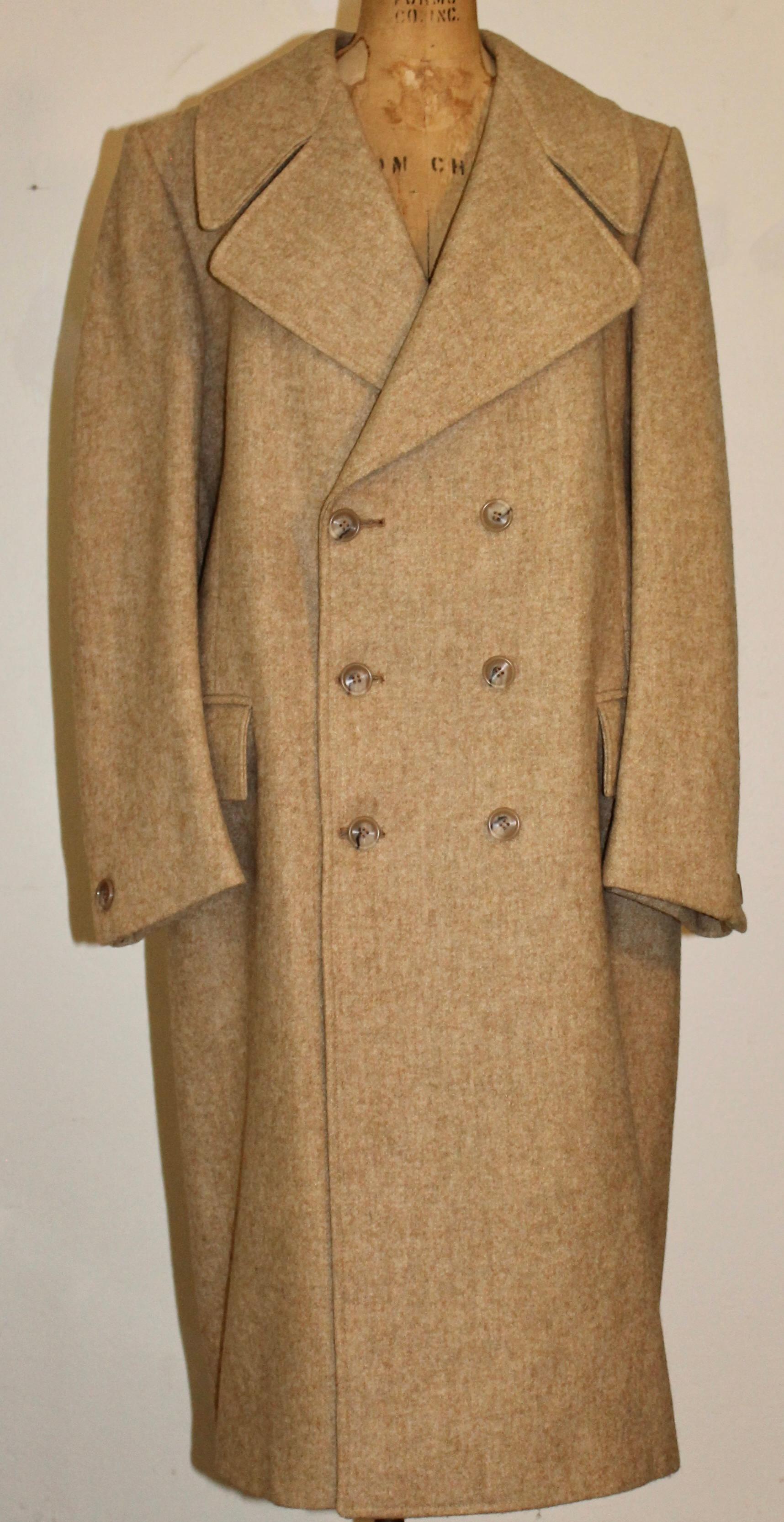 Pierre Cardin Cappotto di lana marrone scuro in vendita 3