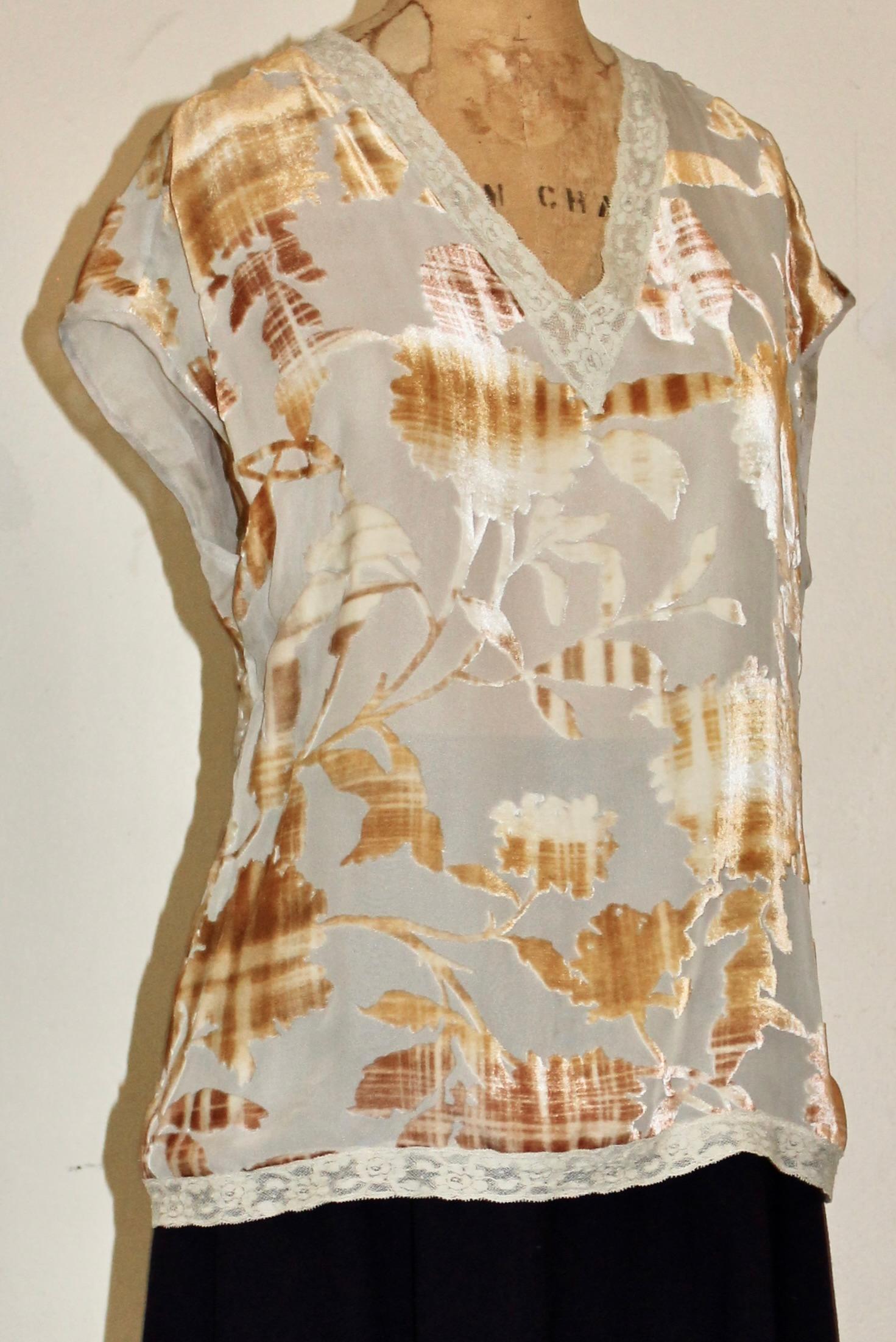 Camicetta in velluto Parallele di Emanuel Ungaro Paris in vendita 2