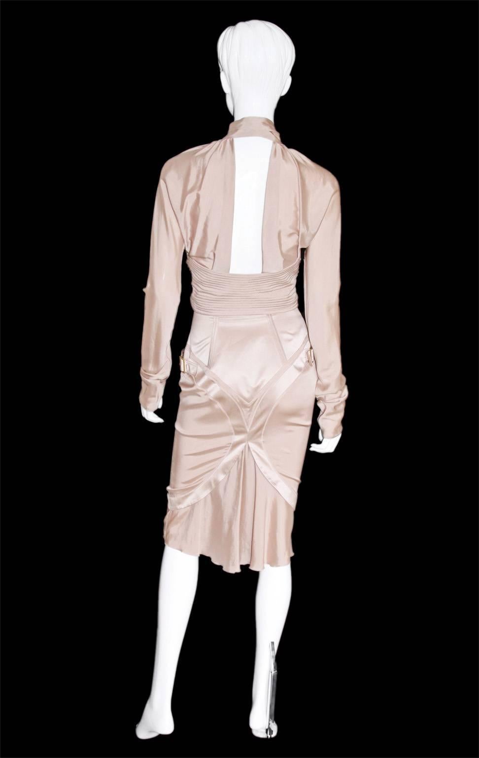Free Shipping: Rare Tom Ford Gucci FW 2003 Silk Runway Corset Blouse & Skirt! 40 In Good Condition In Melbourne, AU