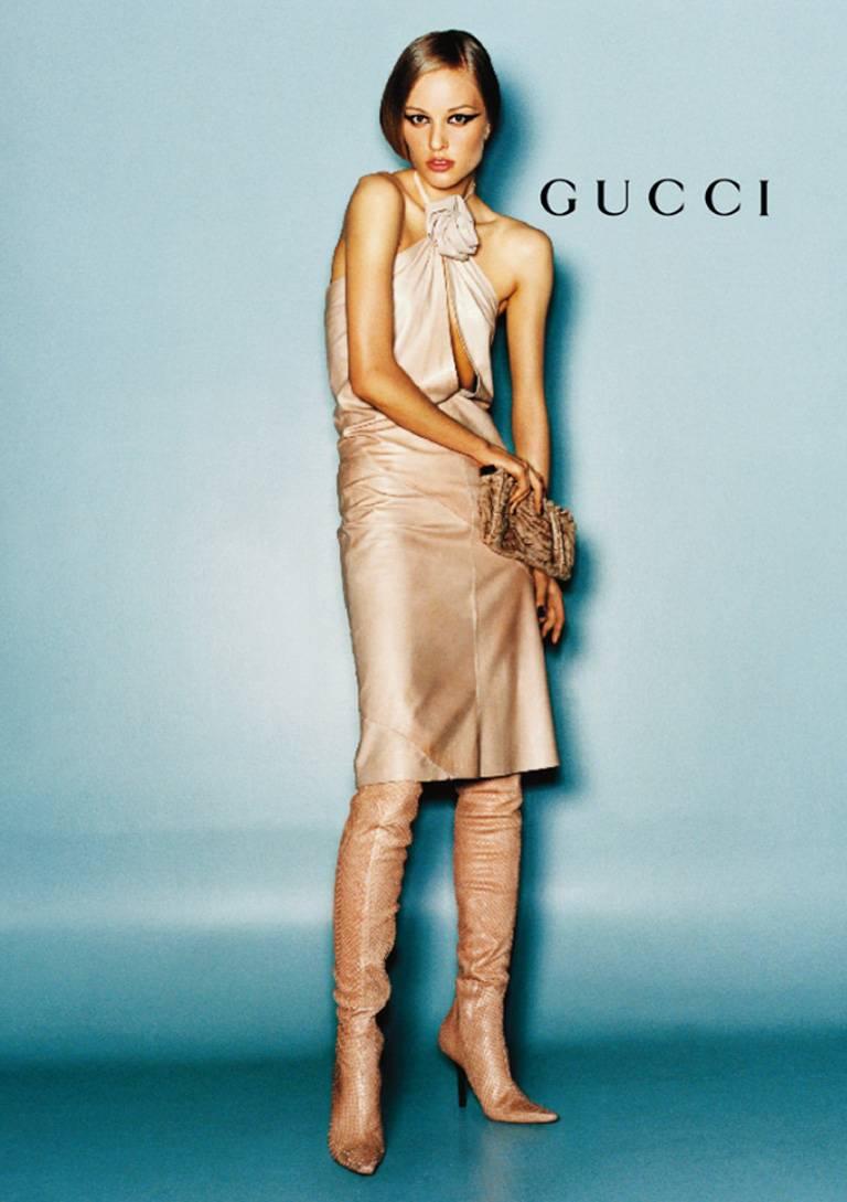 That Utterly Iconic Tom Ford Gucci FW 1999 Collection Nude Leather Runway Dress! In Good Condition In Melbourne, AU