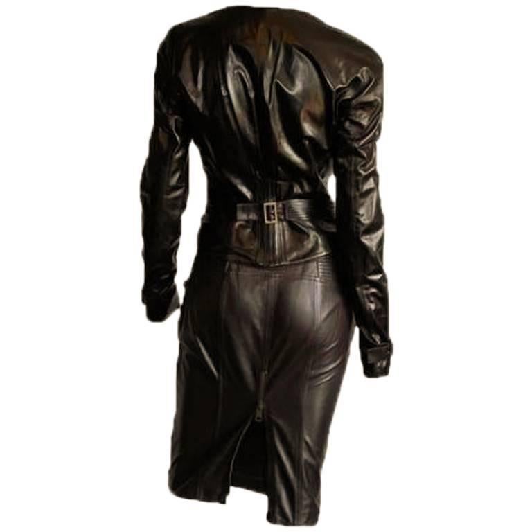 Absolutely Gorgeous Tom Ford Gucci FW 2003 Belted Leather Corseted Skirt! IT 42 In Excellent Condition In Melbourne, AU