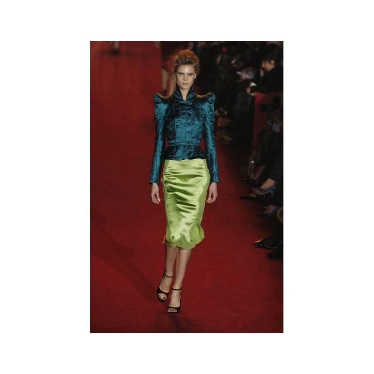 That Heavenly Tom Ford YSL Rive Gauche FW04 Emerald Green Chinoiserie Skirt Suit For Sale 1