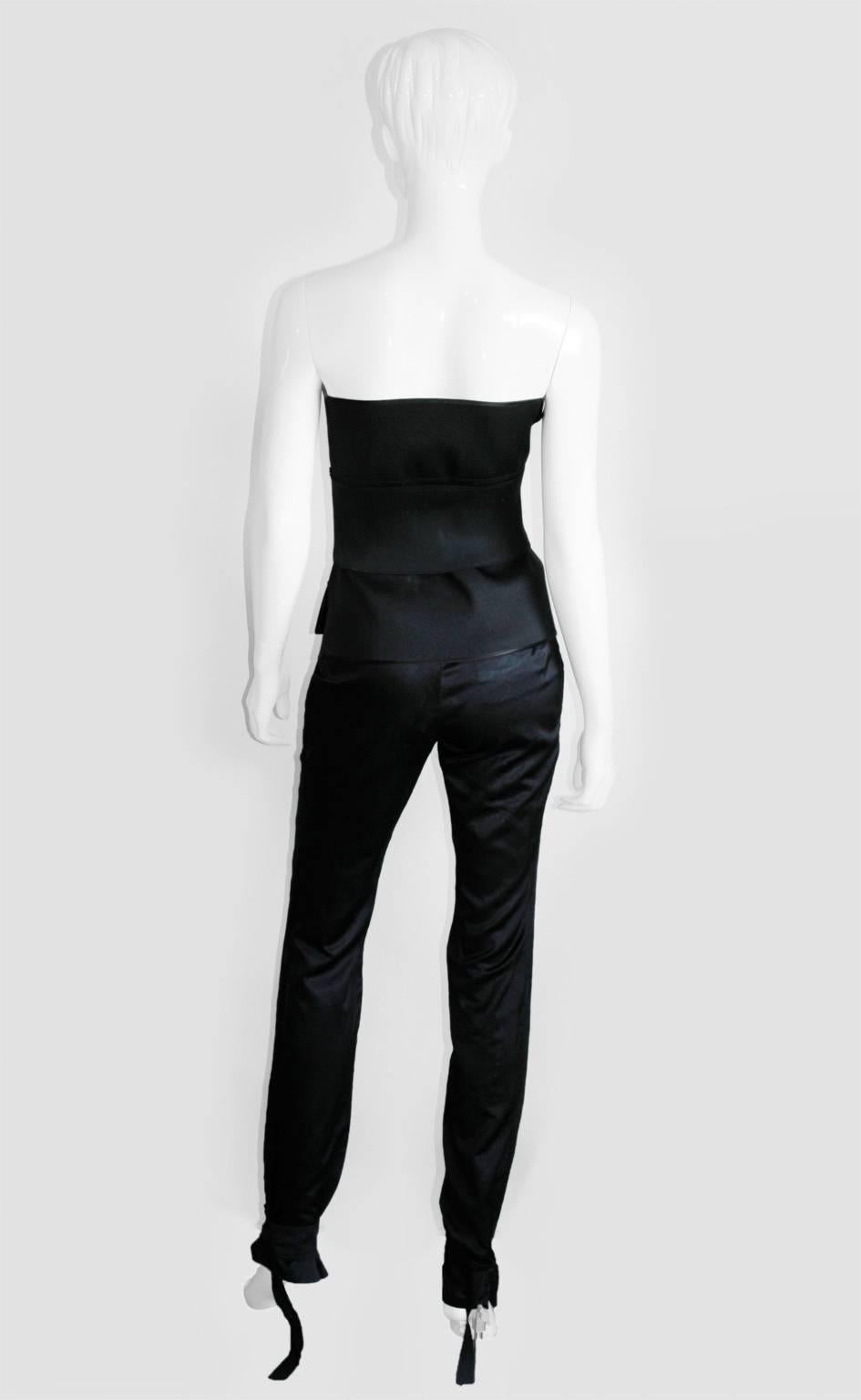 That Iconic Tom Ford YSL Rive Gauche 2001 Black Runway Bustier Top In Size 34! In Good Condition In Melbourne, AU