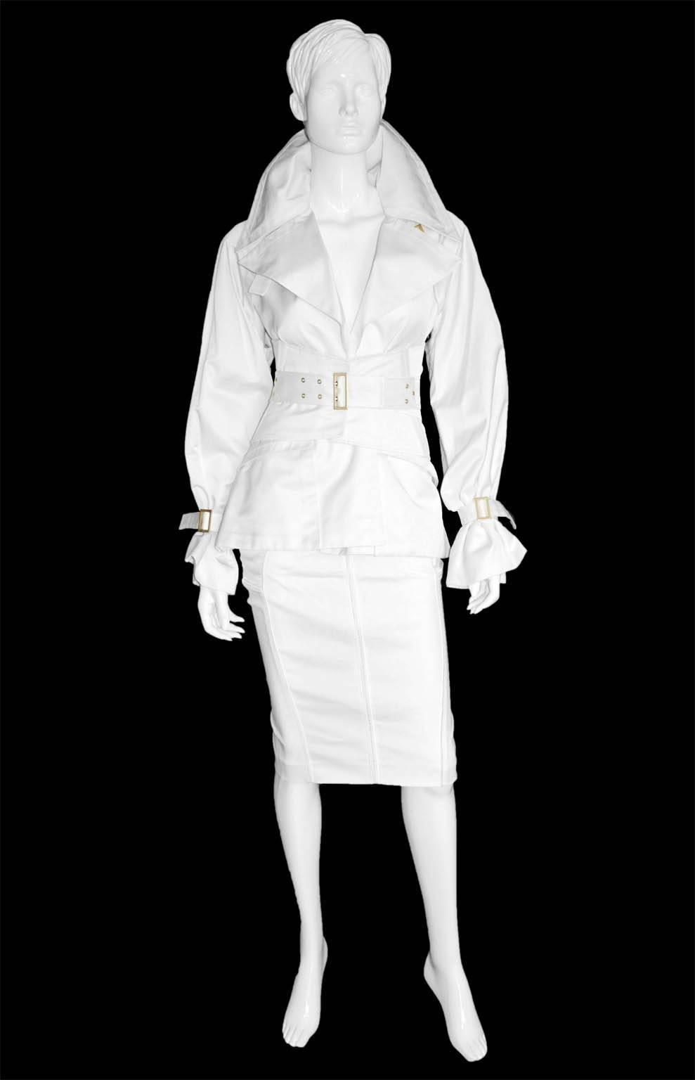 Considered by many to be his greatest collection of all, Tom Ford's fall winter 2003 collection for Gucci was simply awash with the most amazing corseted gowns, dresses, skirts & jackets... & this heavenly white jacket with matching corset belt &