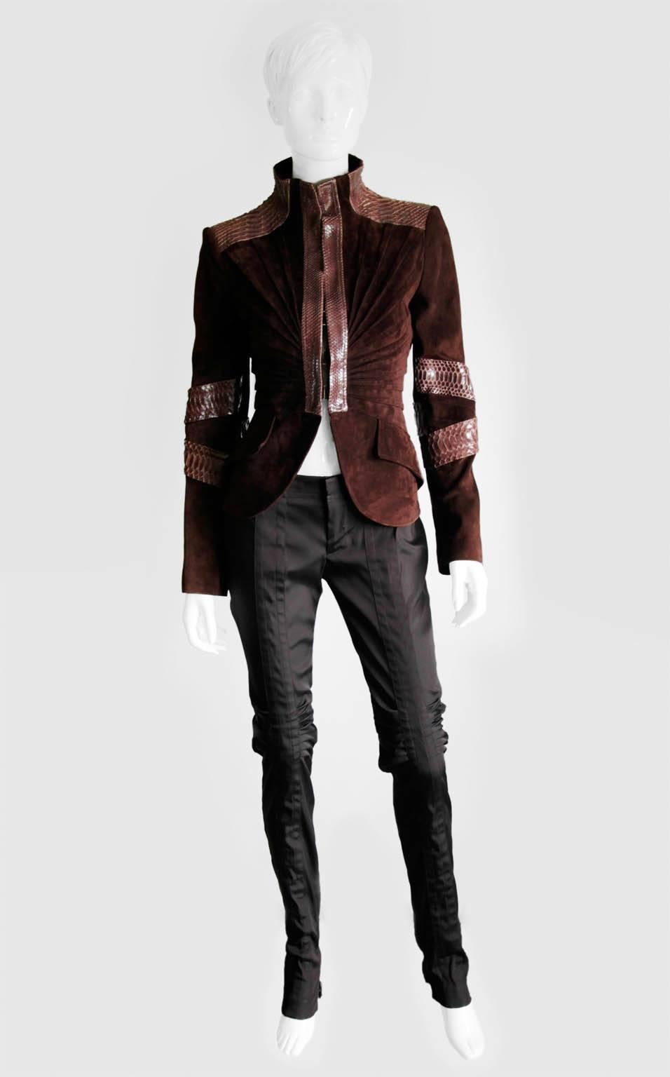 That Uber Rare Tom Ford For Gucci FW 2004 Runway & Ad Campaign Python & Suede Fan Jacket!

Who could ever forget that incredible aubergine python & suede jacket with the heavenly 