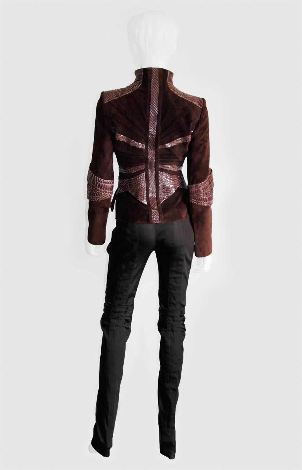 Uber Rare Tom Ford Gucci FW 04 Runway & Ad Campaign Python Suede Jacket! In New Condition In Melbourne, AU