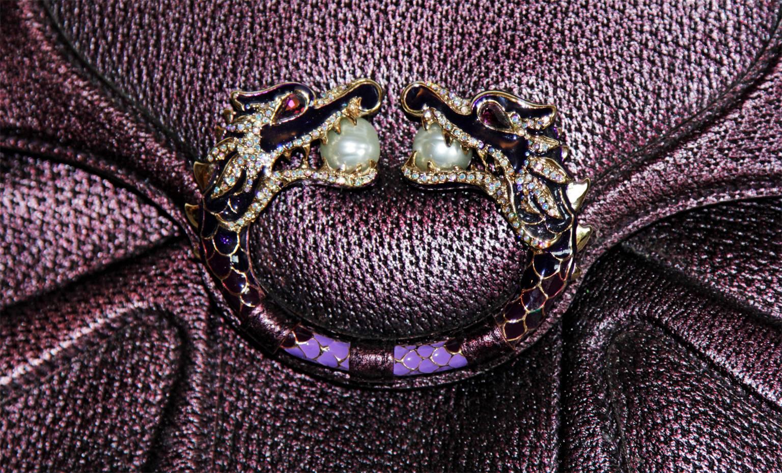 Iconic Tom Ford Gucci FW 2004 Leather Silk Crystal Runway Ad Campaign Dragon Bag 2