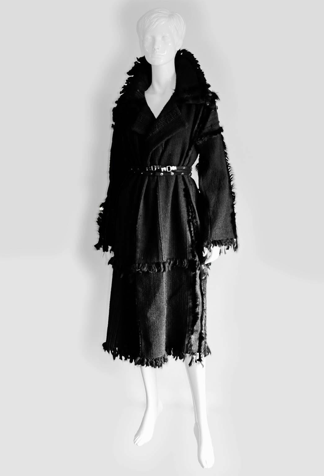 Incredibly Rare & Iconic Tom Ford For Gucci FW 2002 Runway Collection Mink & Silk Trimmed Coat, Belt & Skirt!

This truly heavenly coat & skirt with matching belt are made from an amazing macrame-esque weave of cashmere & wool with mink fur & silk
