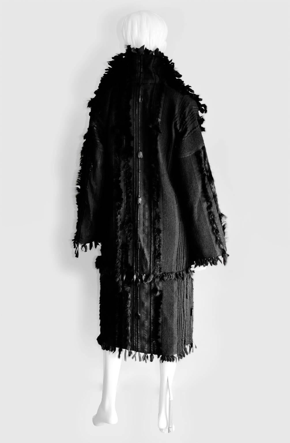 Rare Iconic Tom Ford Gucci 2002 Runway Collection Mink & Silk Trim Coat & Skirt! 1