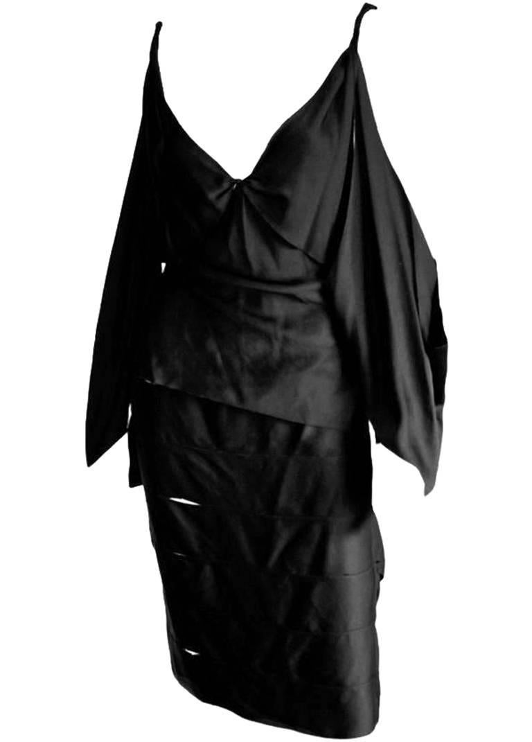 Rare & Iconic Tom Ford For Gucci Fall Winter 2002 Gothic Runway Collection & Ad Campaign Black Silk Kimono Top & Silk Bandage Skirt!

Who could ever forget Tom Ford's fall/winter 2002 Gothic Collection for Gucci... with that dark