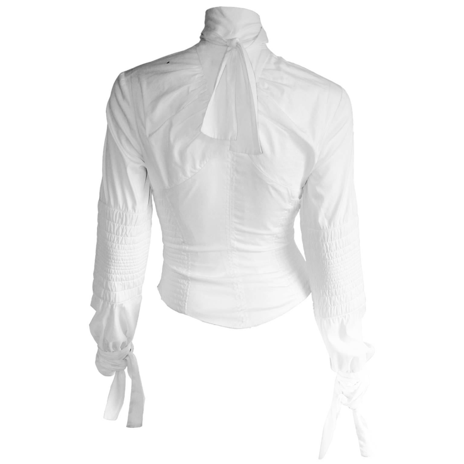 The Most Heavenly Tom Ford Gucci Fall Winter 2003 Collection White Corseted LS Blouse In Italian Size 40!

Considered by many to be his greatest collection of all, Tom Ford's fall winter 2003 runway collection for Gucci was simply awash with the