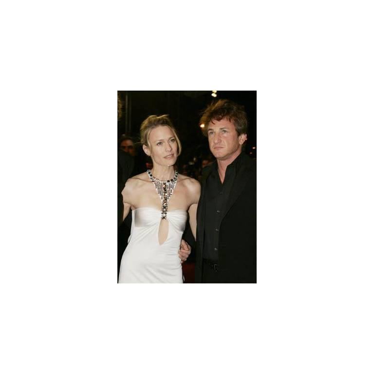 Gray Robin Wright Penn's Heavenly Tom Ford Gucci FW 2004 Collection White Gown! IT 40 For Sale