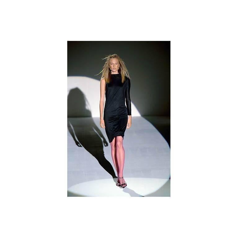 Absolutely Gorgeous Tom Ford Gucci Black SS 2000 Runway Ad Campaign Dress! IT 42 For Sale 1