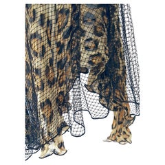 Cavalli F/S 2003 Verschönertes Seiden-Leopard-Set mit PaillettenNetBlouse & Manschetten-CapriJeans aus Seide