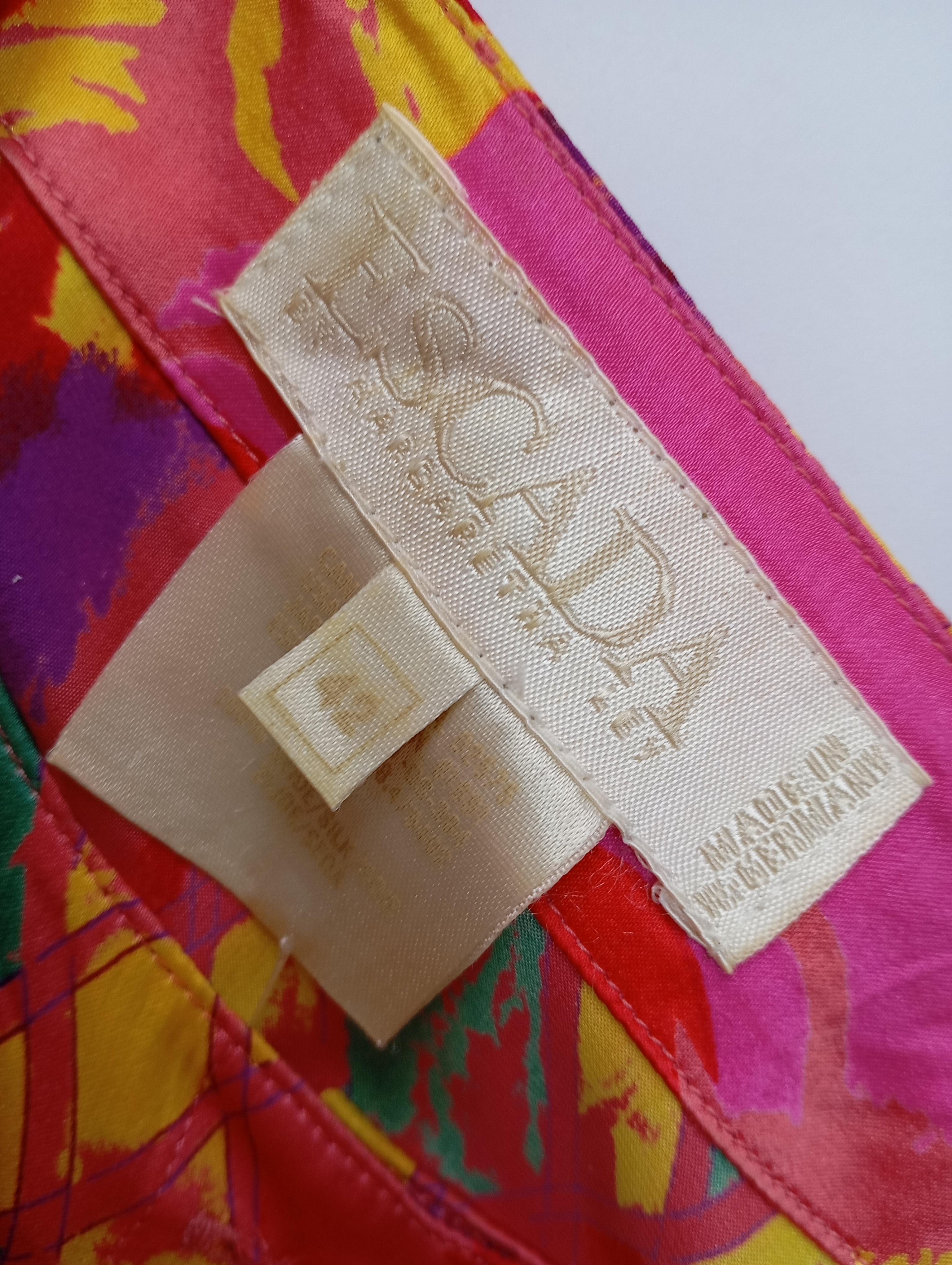 Escada - EU 42 Excellent état - En vente à Amman, JO
