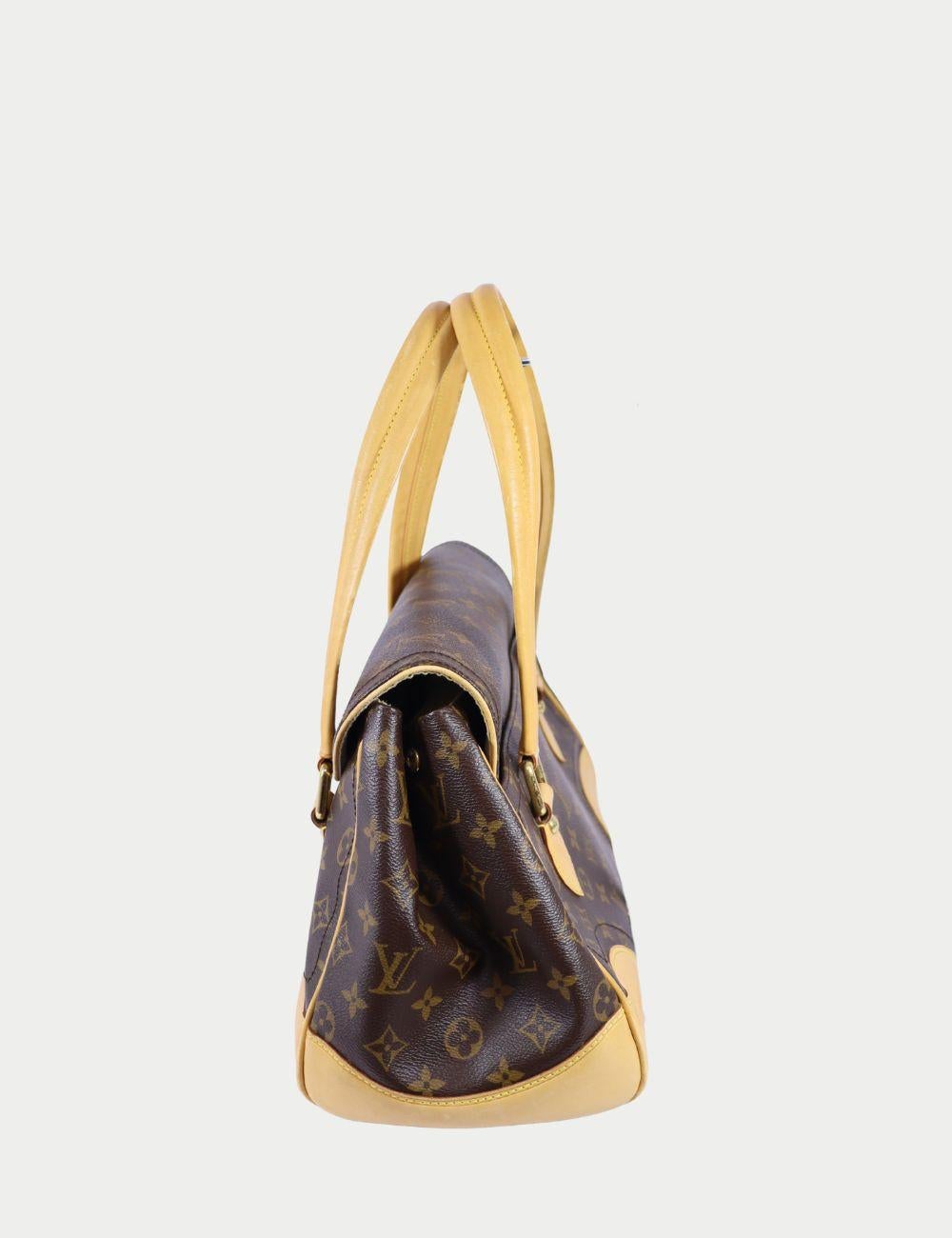 Borsa Louis Vuitton Monogram Beverly MM - Classica tela marrone con pelle Vachetta


L'eleganza senza tempo incontra la praticità quotidiana nella borsa Louis Vuitton Monogram Beverly MM. Realizzata con l'iconica tela Monogram marrone e finiture in