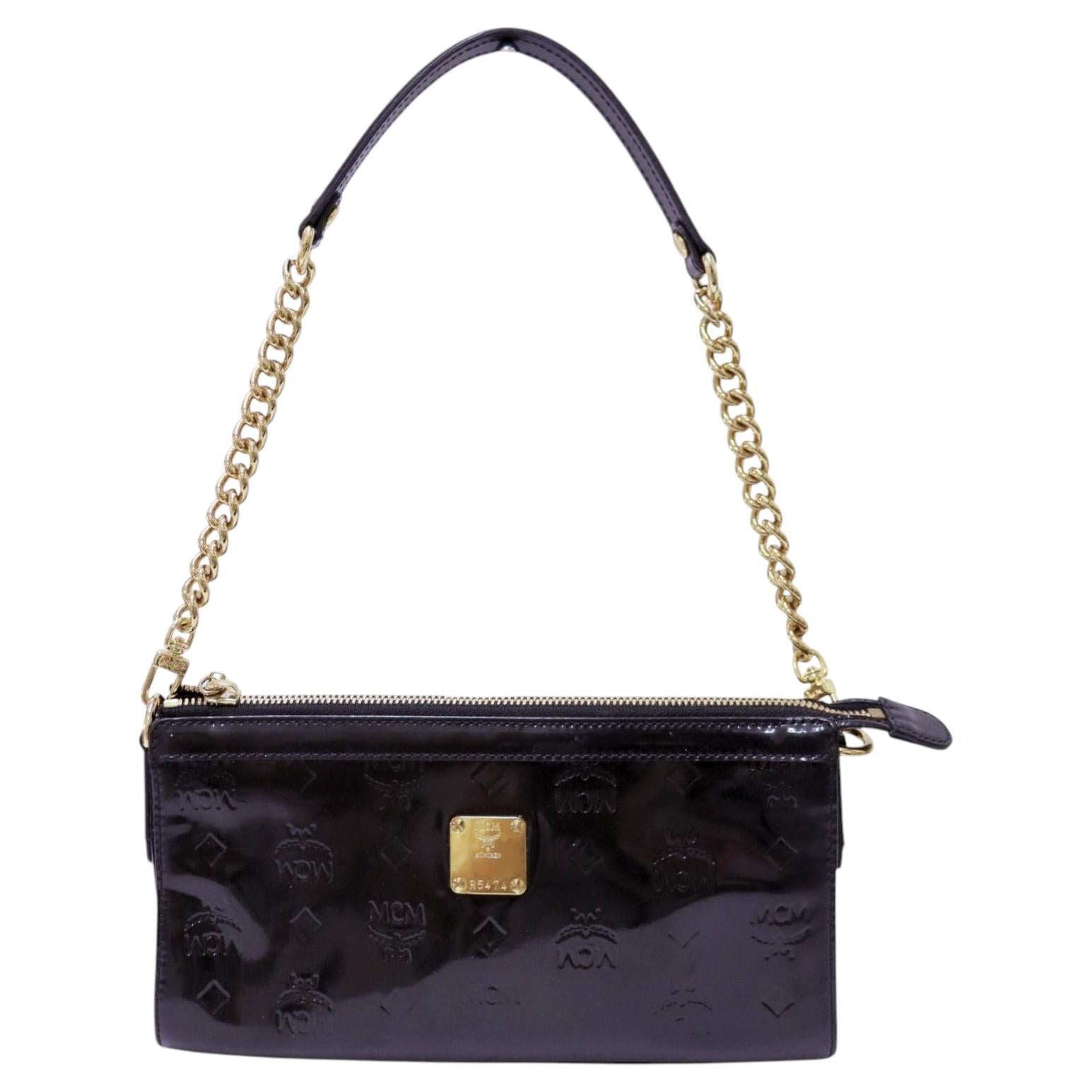Who wears the MCM brand?