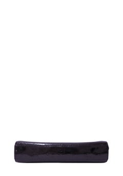 Bolso de hombro pequeño MCM de charol negro con estampado Visetos y monograma